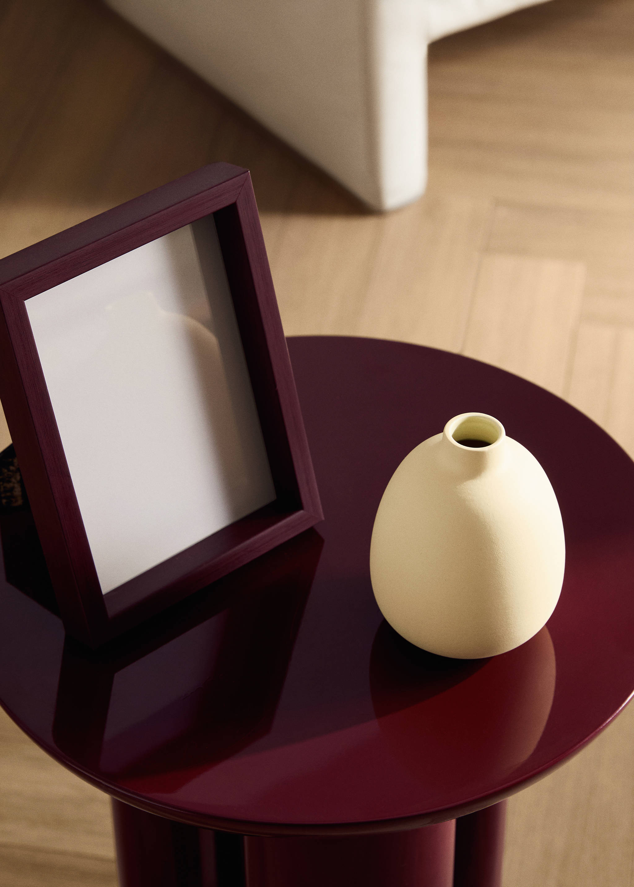 Liten vase i keramikk - Total bildeutsnitt