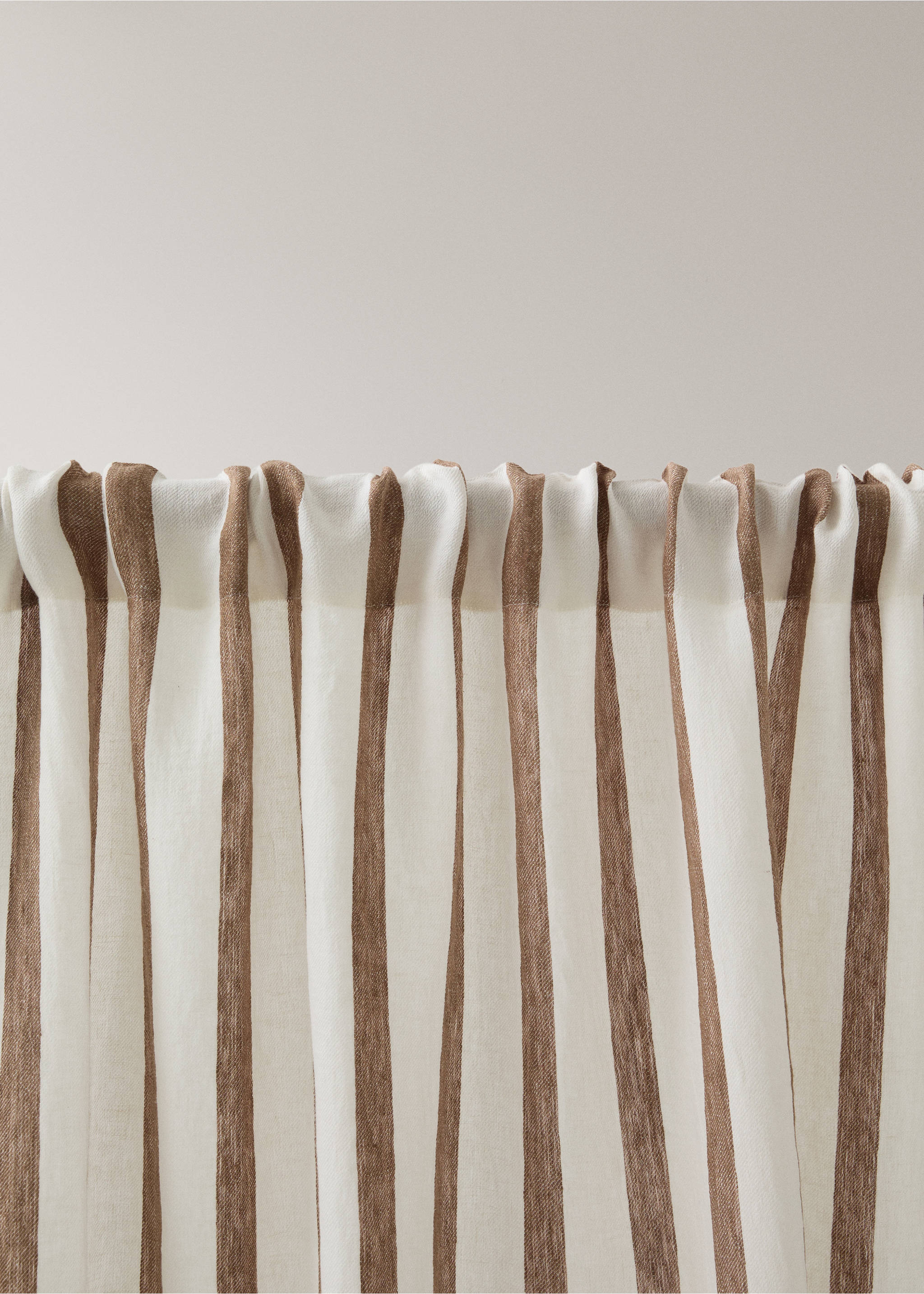 Children's curtain with woven stripe, medium opaqueness - Details of the article 2, Sand. Ref: 17081586-00.