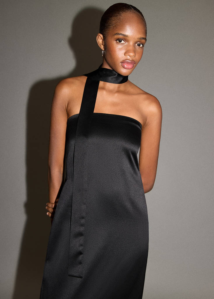Midi-dress with waist tie — Black