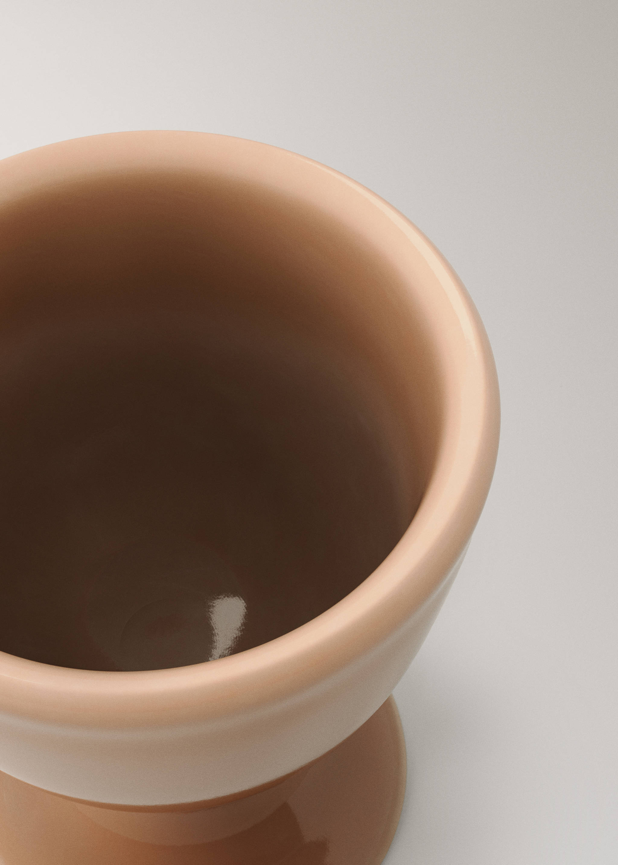 Stoneware egg cup - Details of the article 2