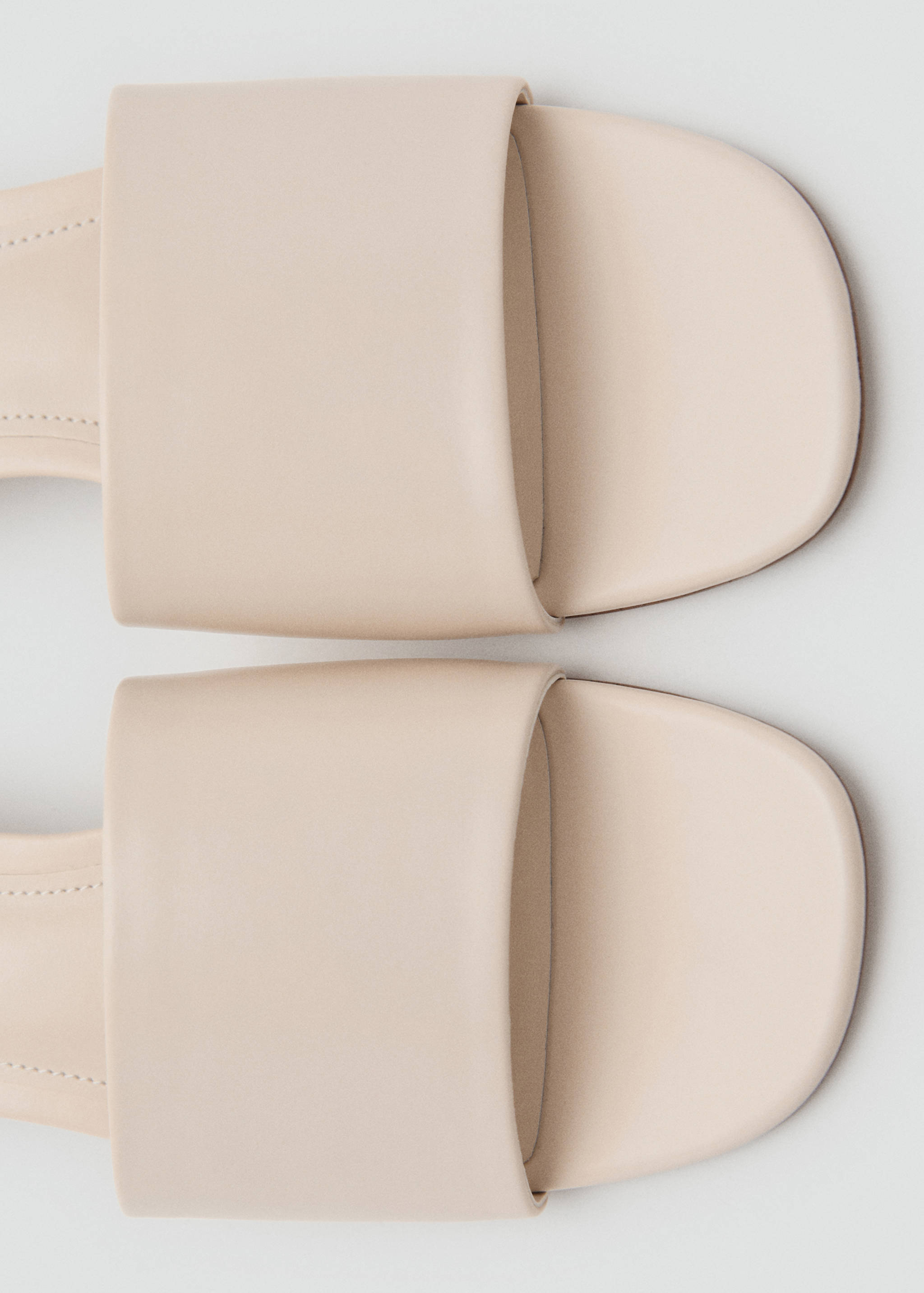 Block-heel sandals with strap - Details of the article 2