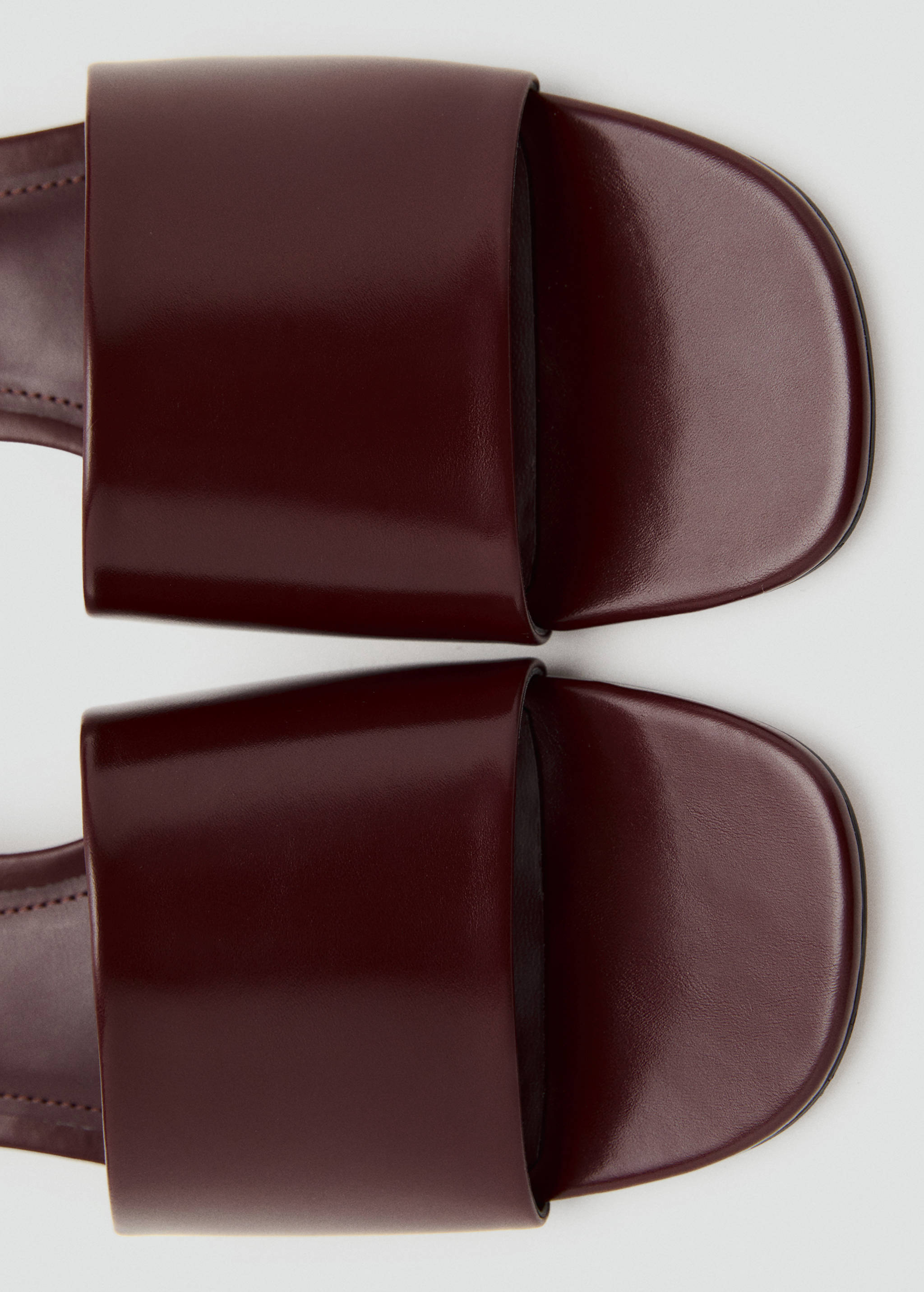 Block-heel sandals with strap - Details of the article 2