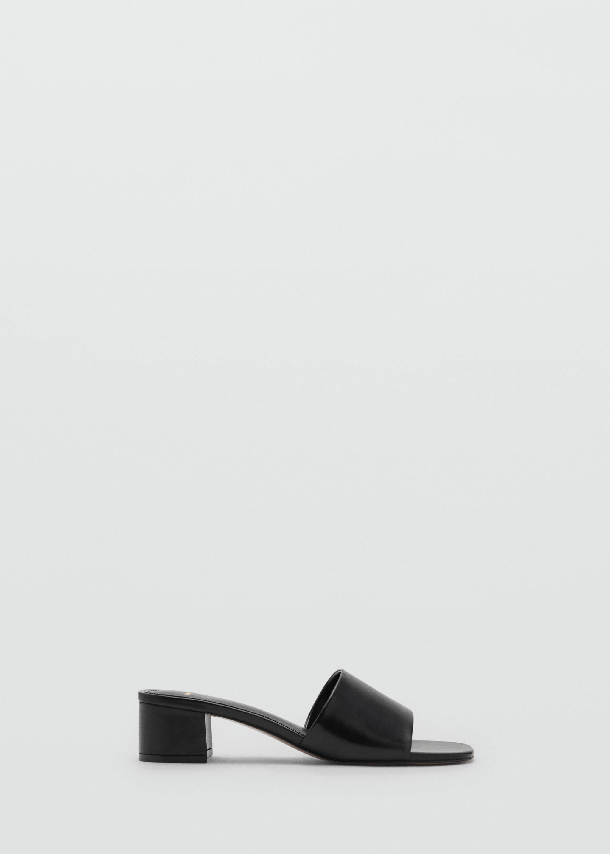 Block-heel sandals with strap - Article without model