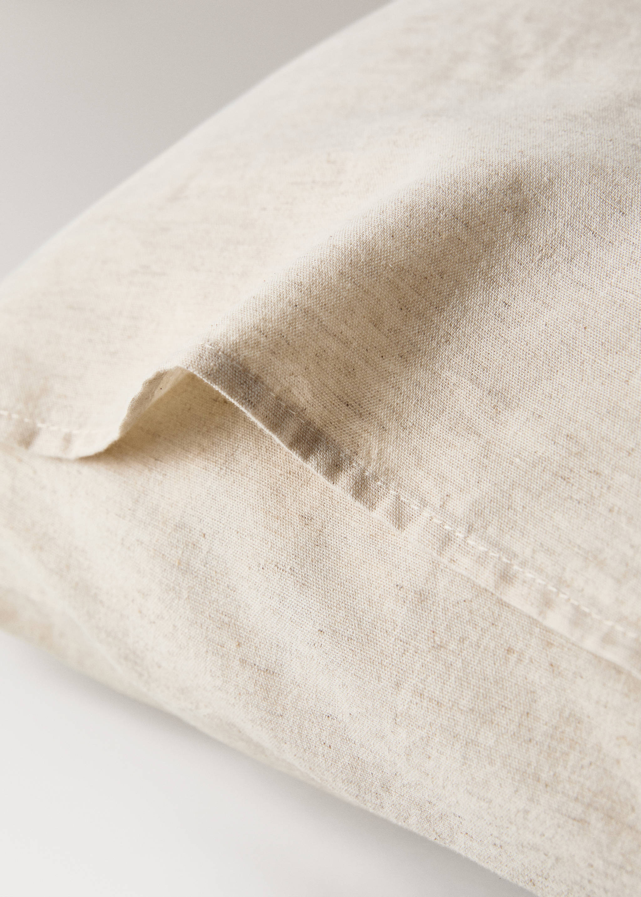 Putetrekk for barn i bomull og lin med broderte piggsvin - Artikkeldetalj 3