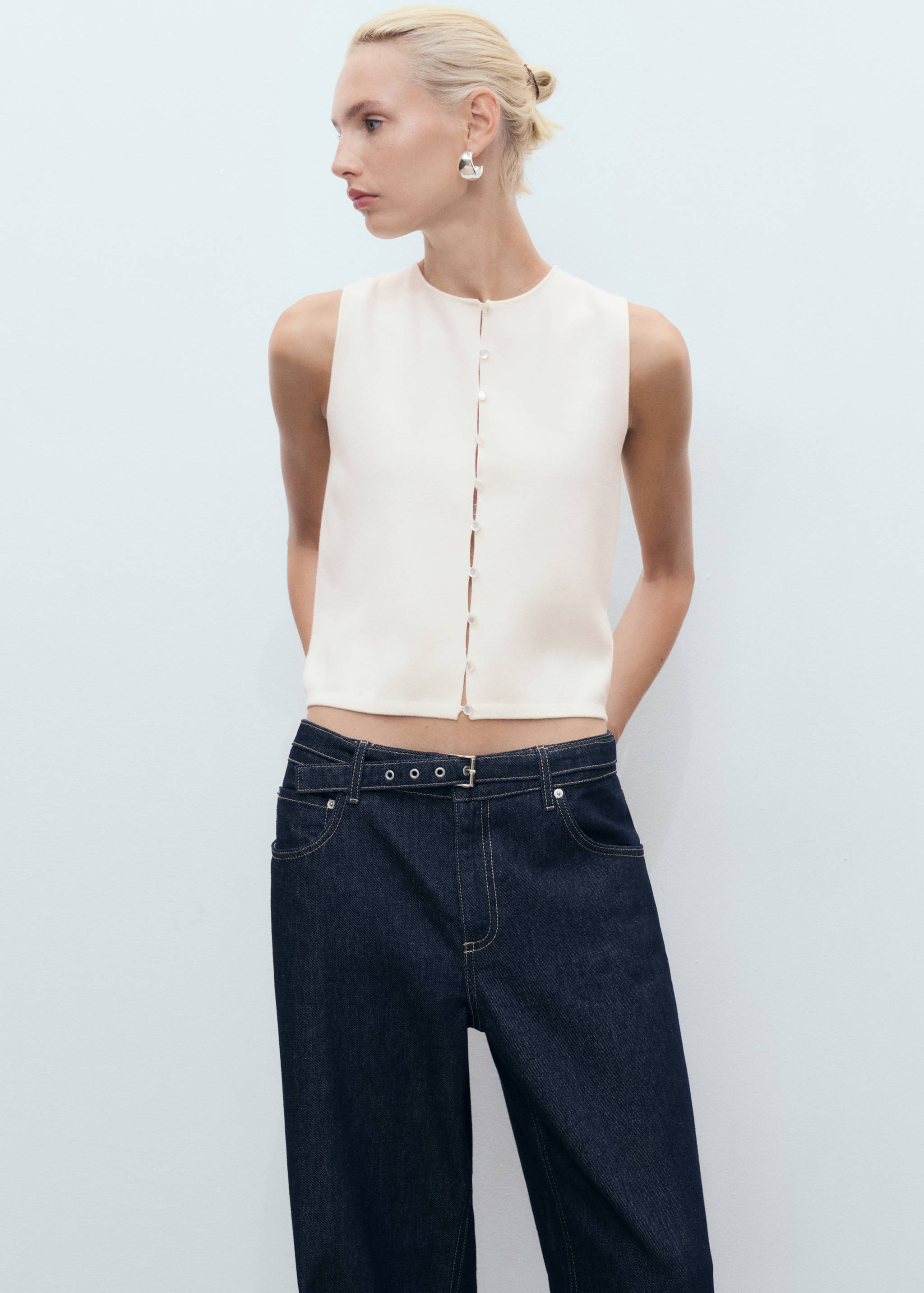 Colete de malha fina com botões - Plano médio