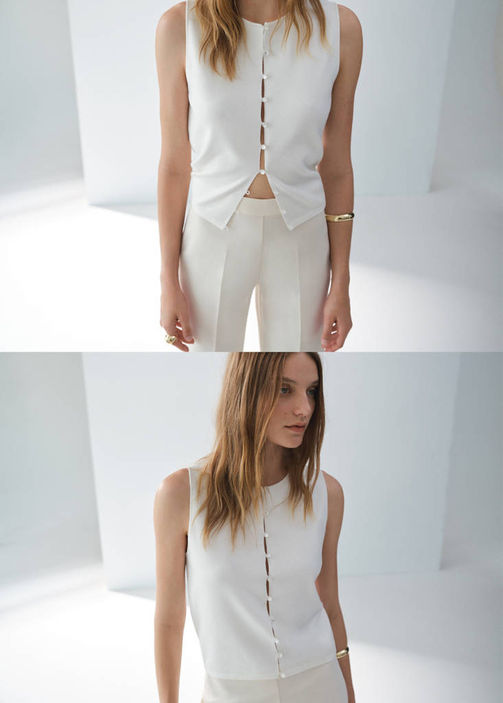 Fine-knit waistcoat with buttons — White