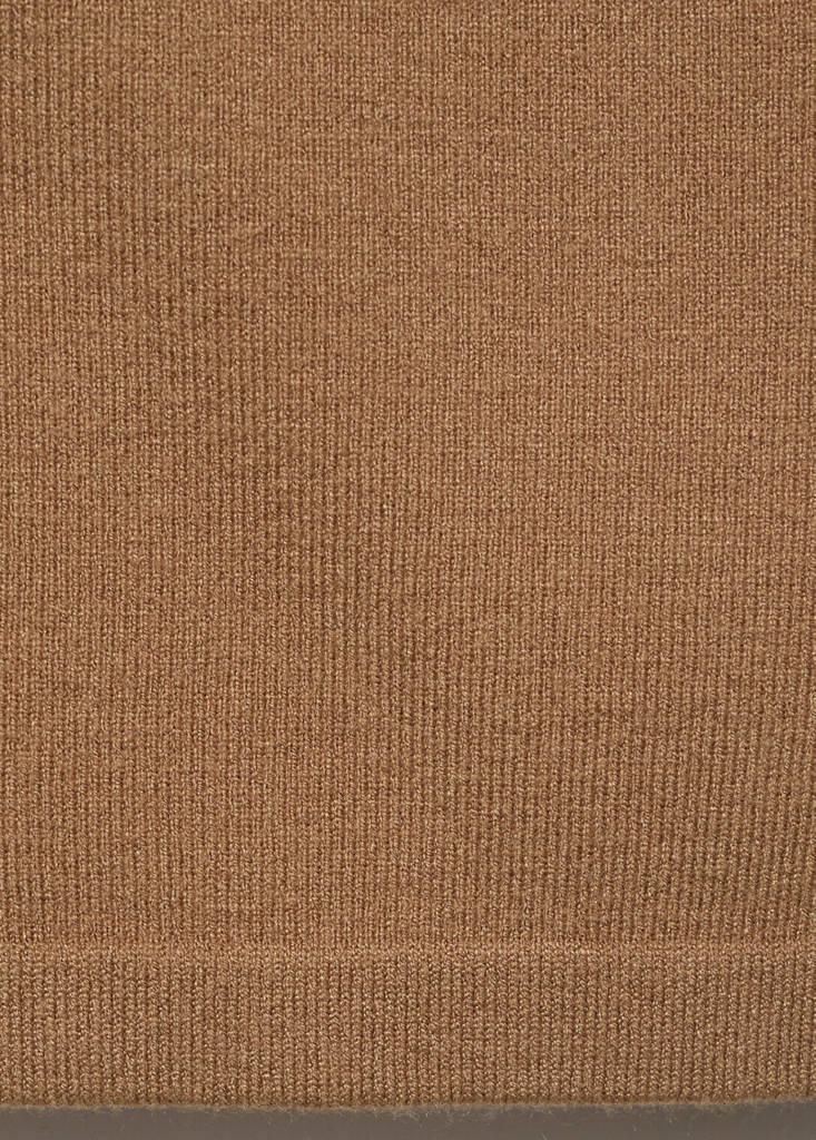 Fine-knit waistcoat with buttons — Medium Brown