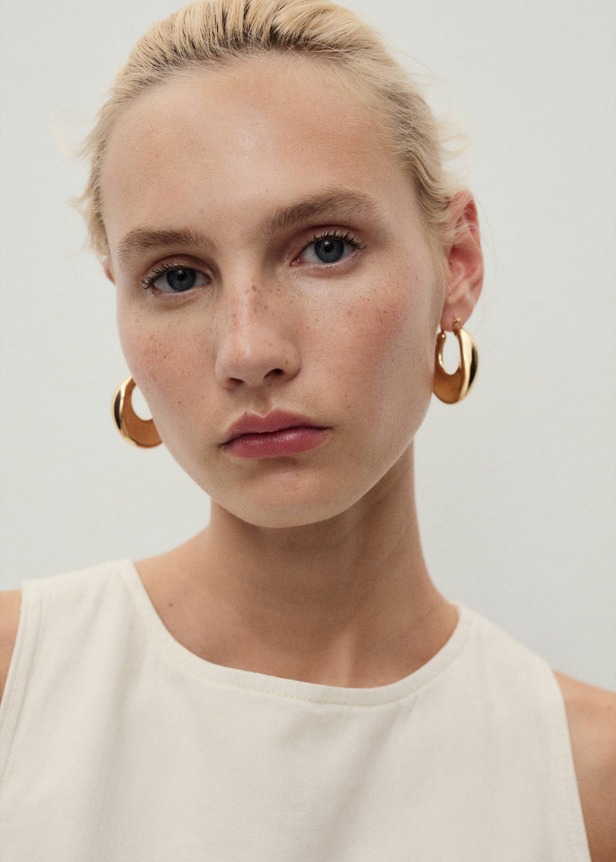 Ausgestelltes Denim-Top - Detail des Artikels 1