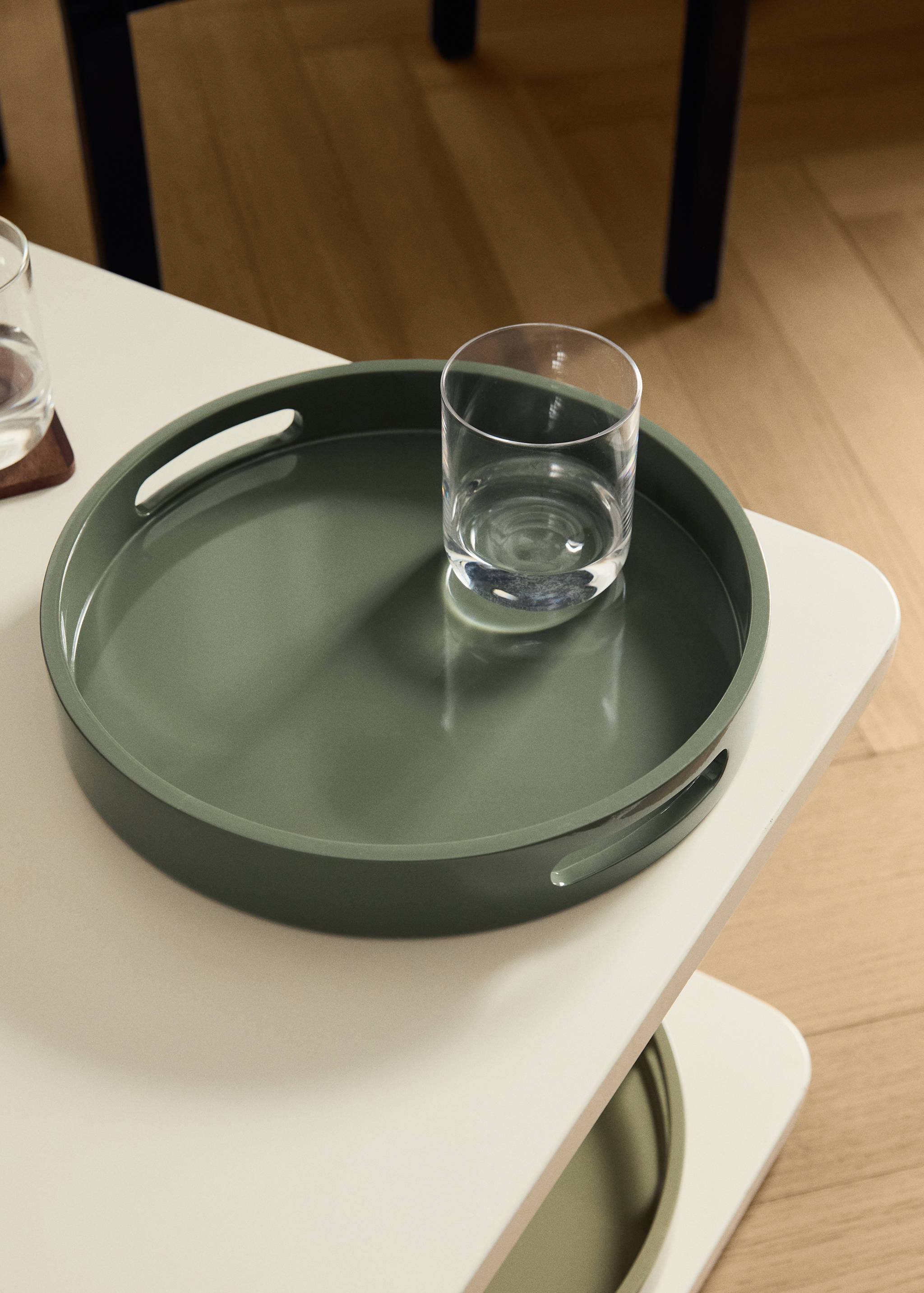 Plateau laqué moyen - Plan général