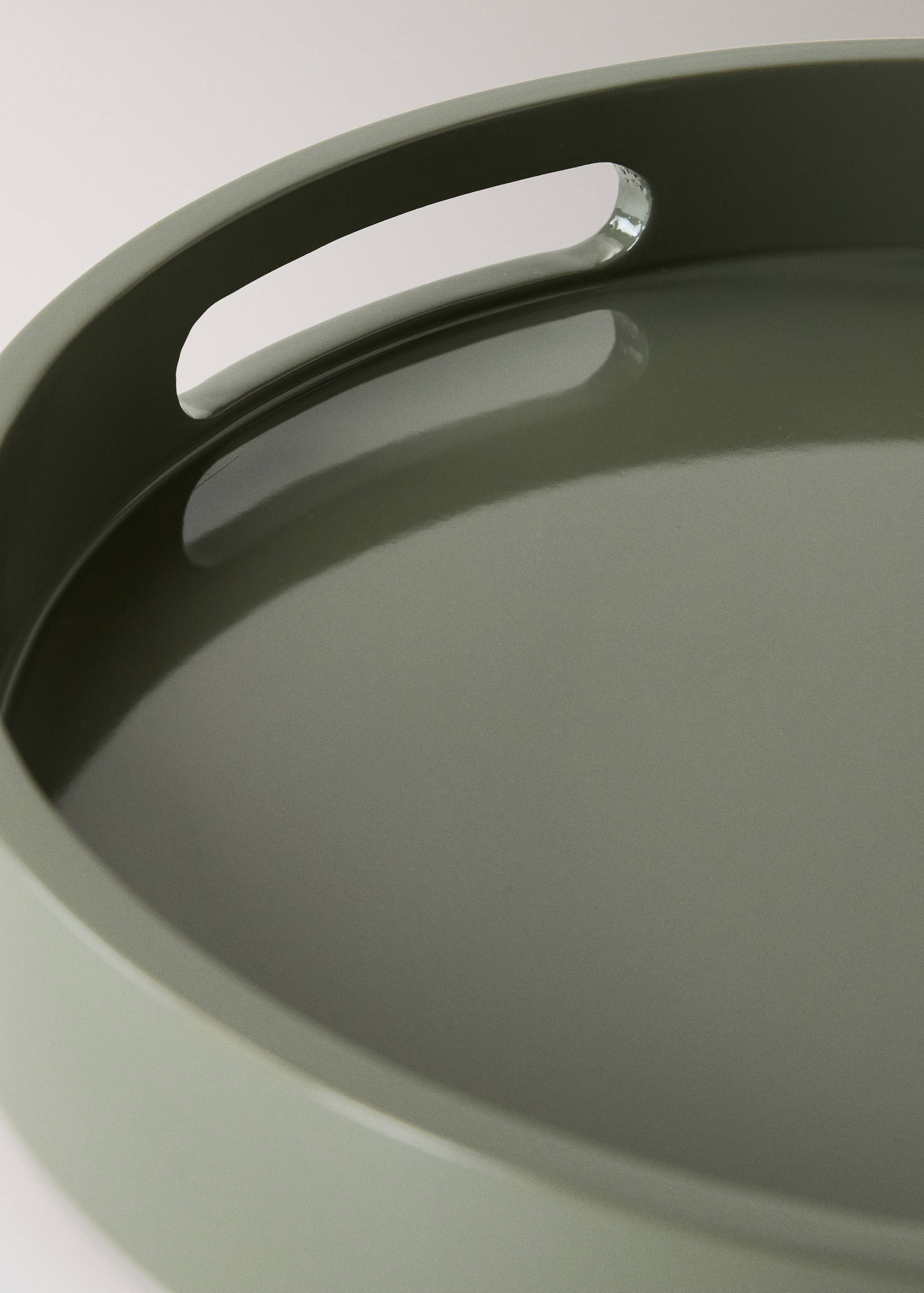 Plateau laqué moyen - Détail de l'article 2