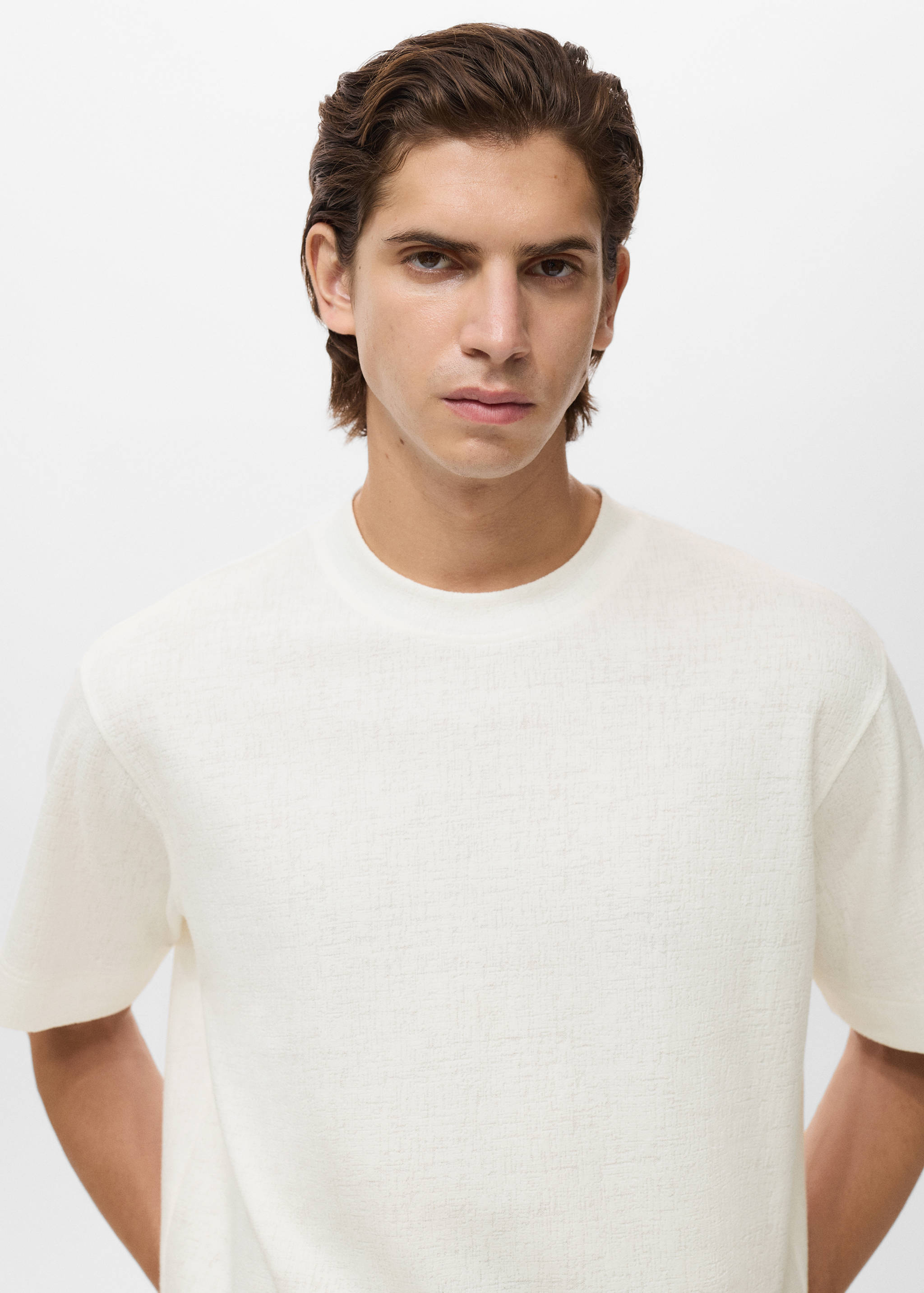 Textured cotton T-shirt - Details of the article 1