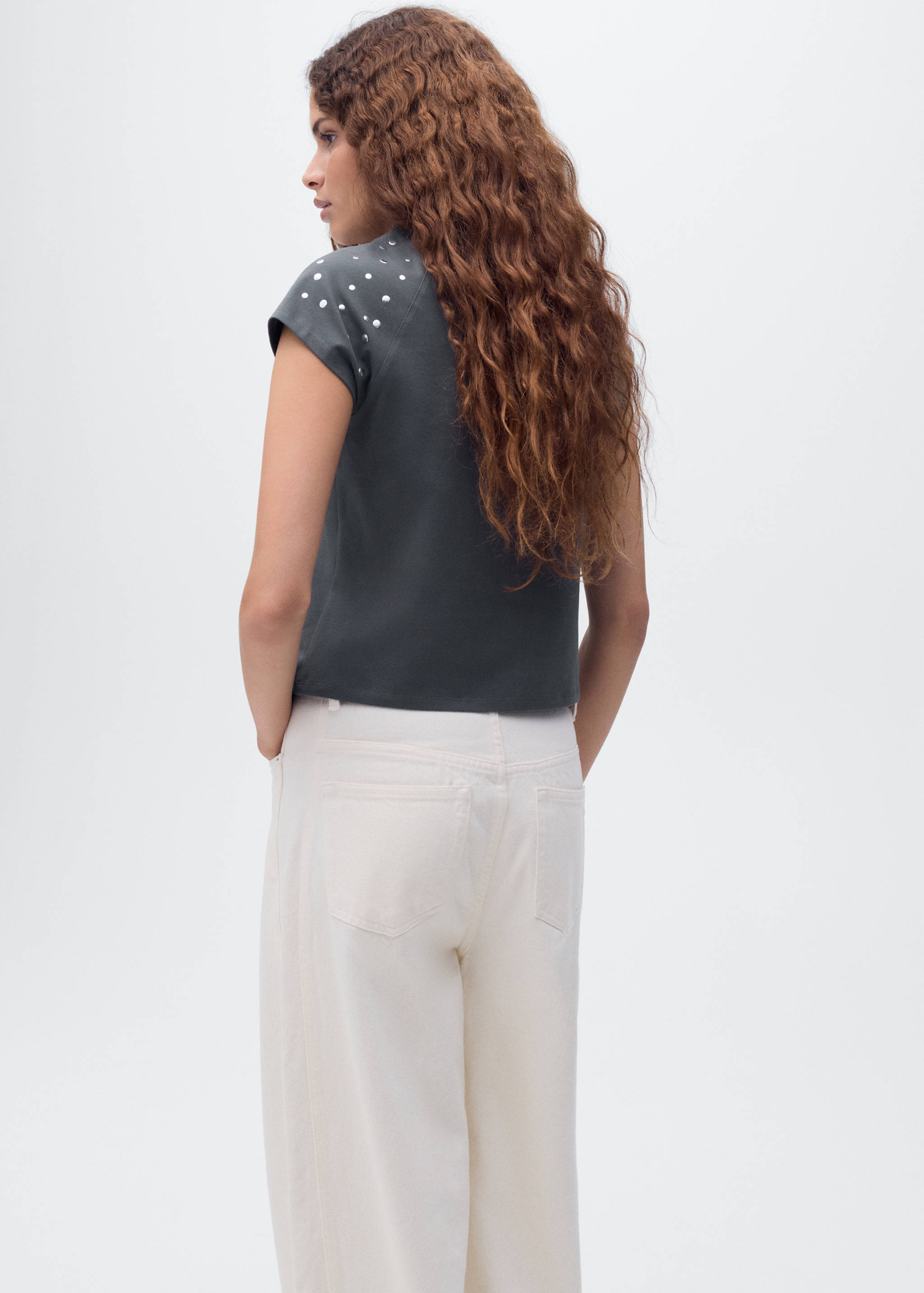 T-shirt katun dengan stud - Versi terbalik dari barang