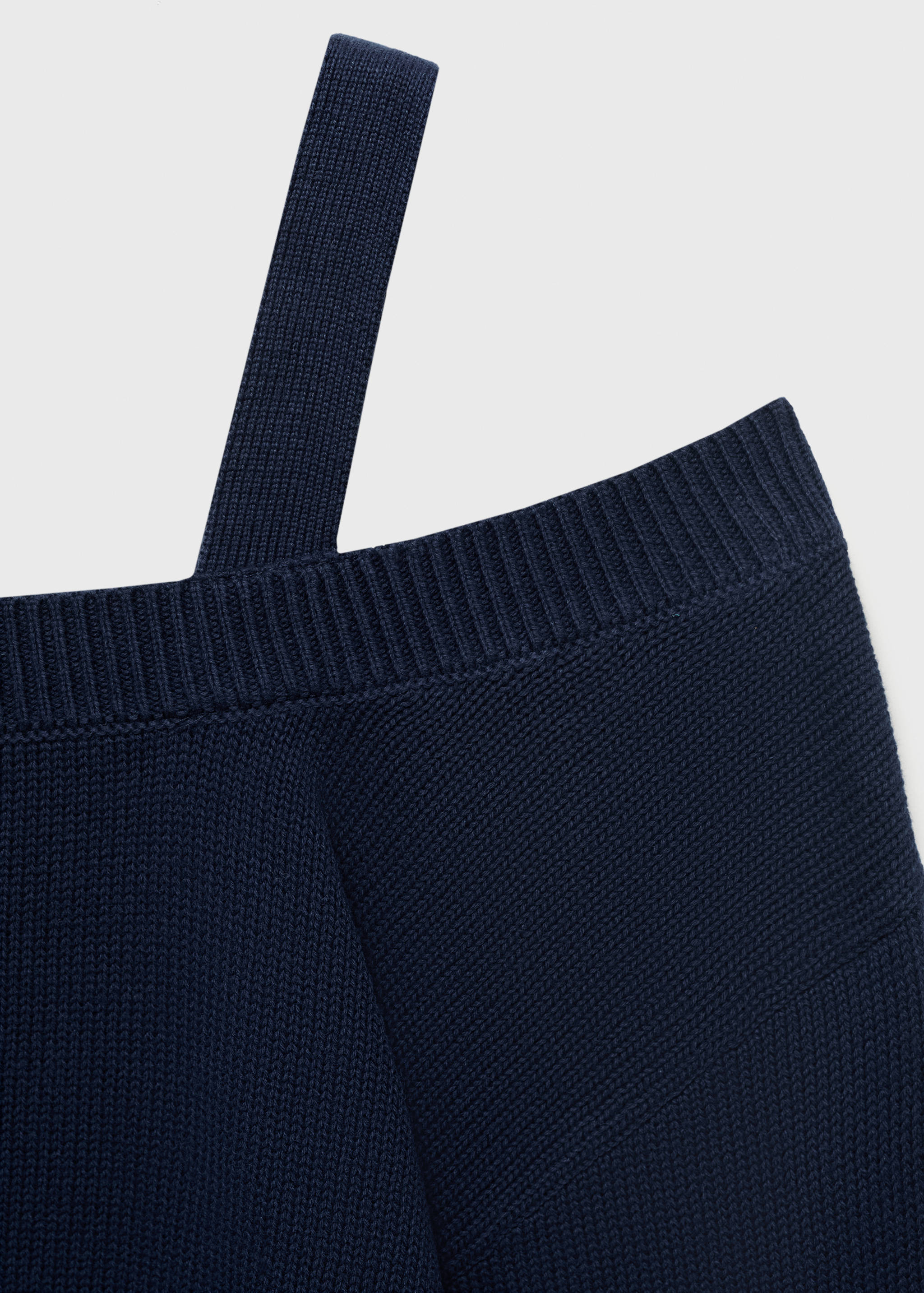 Knitted sweater with cut-out - Details of the article 0