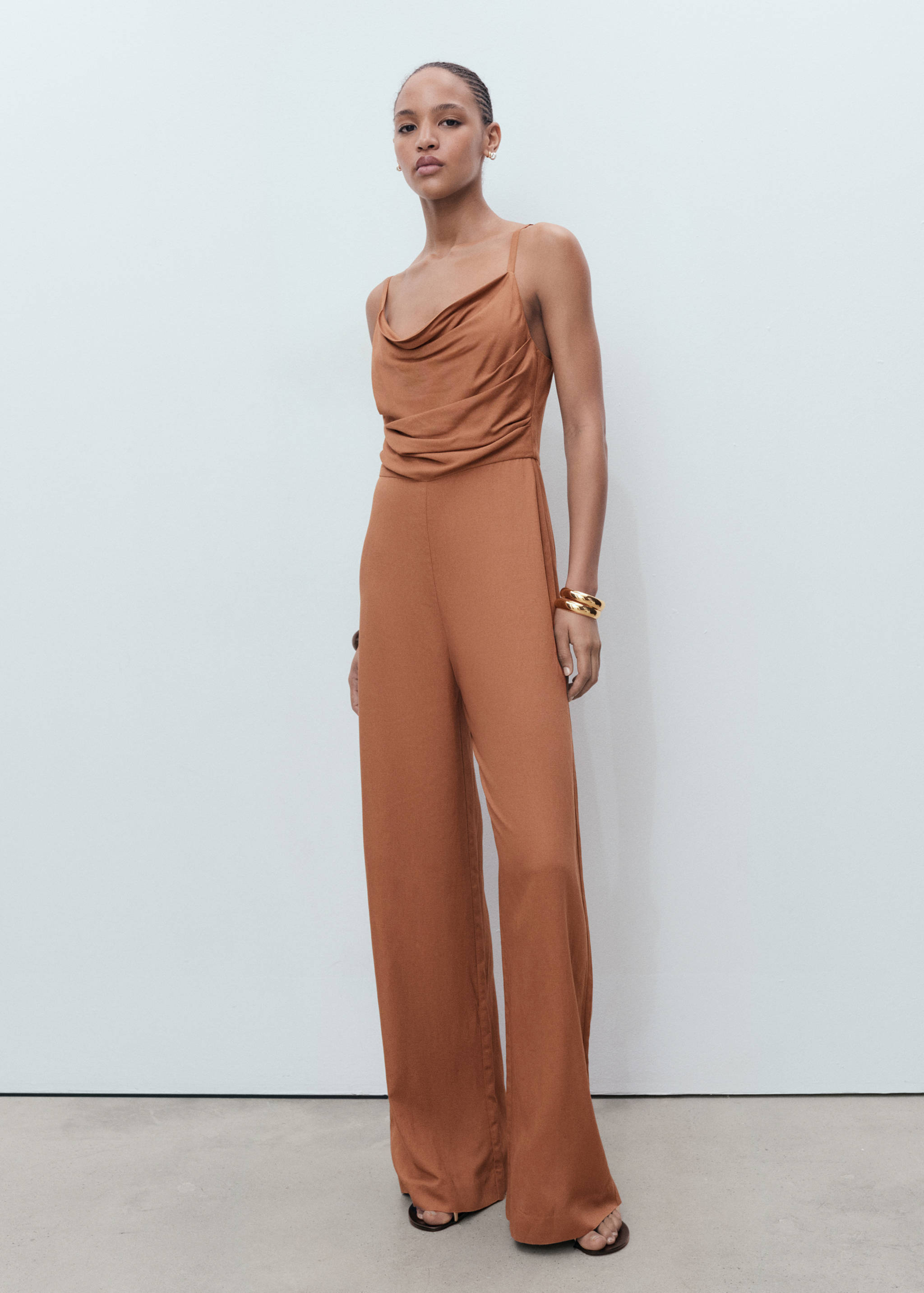 Long jumpsuit with draped neckline - General plane