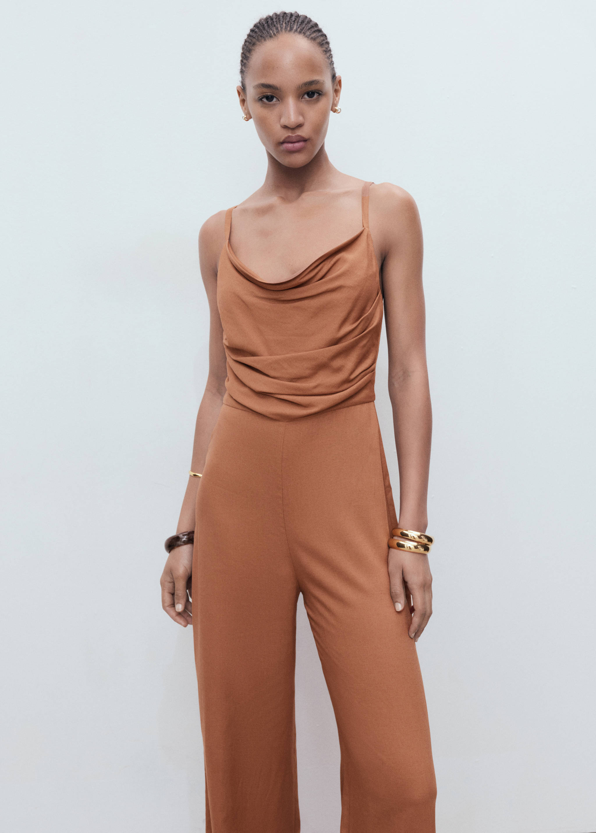 Long jumpsuit with draped neckline - Medium plane