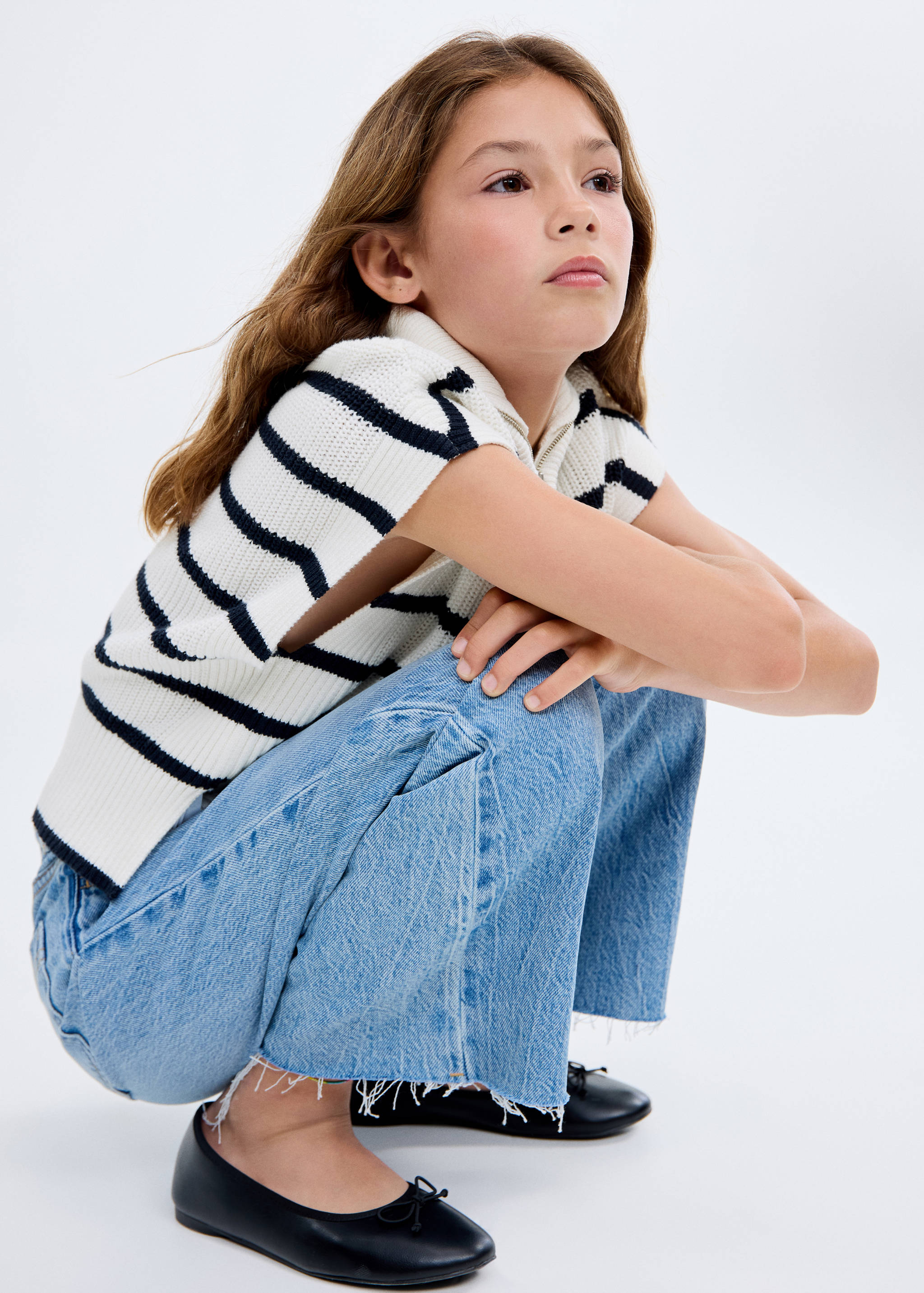 Perkins-neck knitted vest - Medium plane