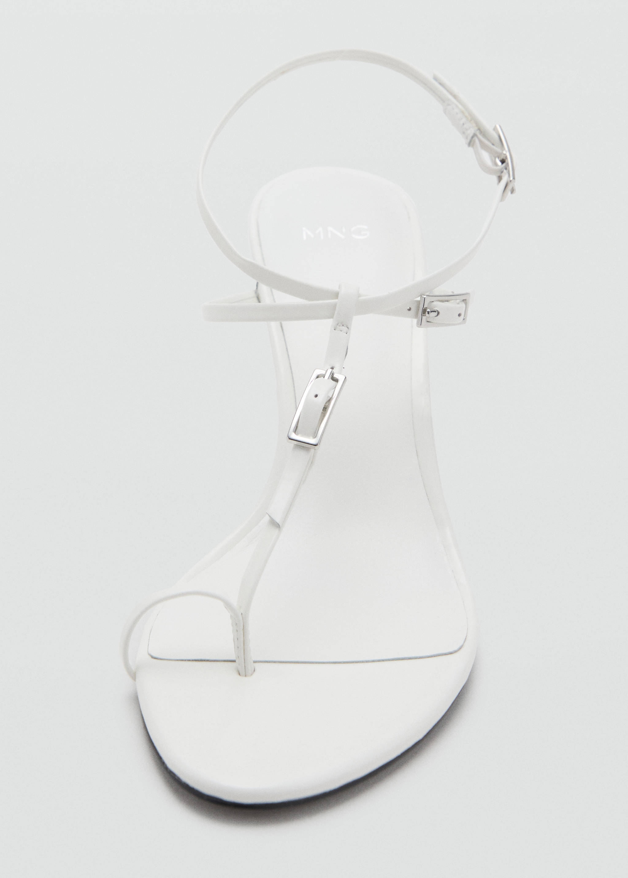 Leather heeled sandals with buckles - Details of the article 2