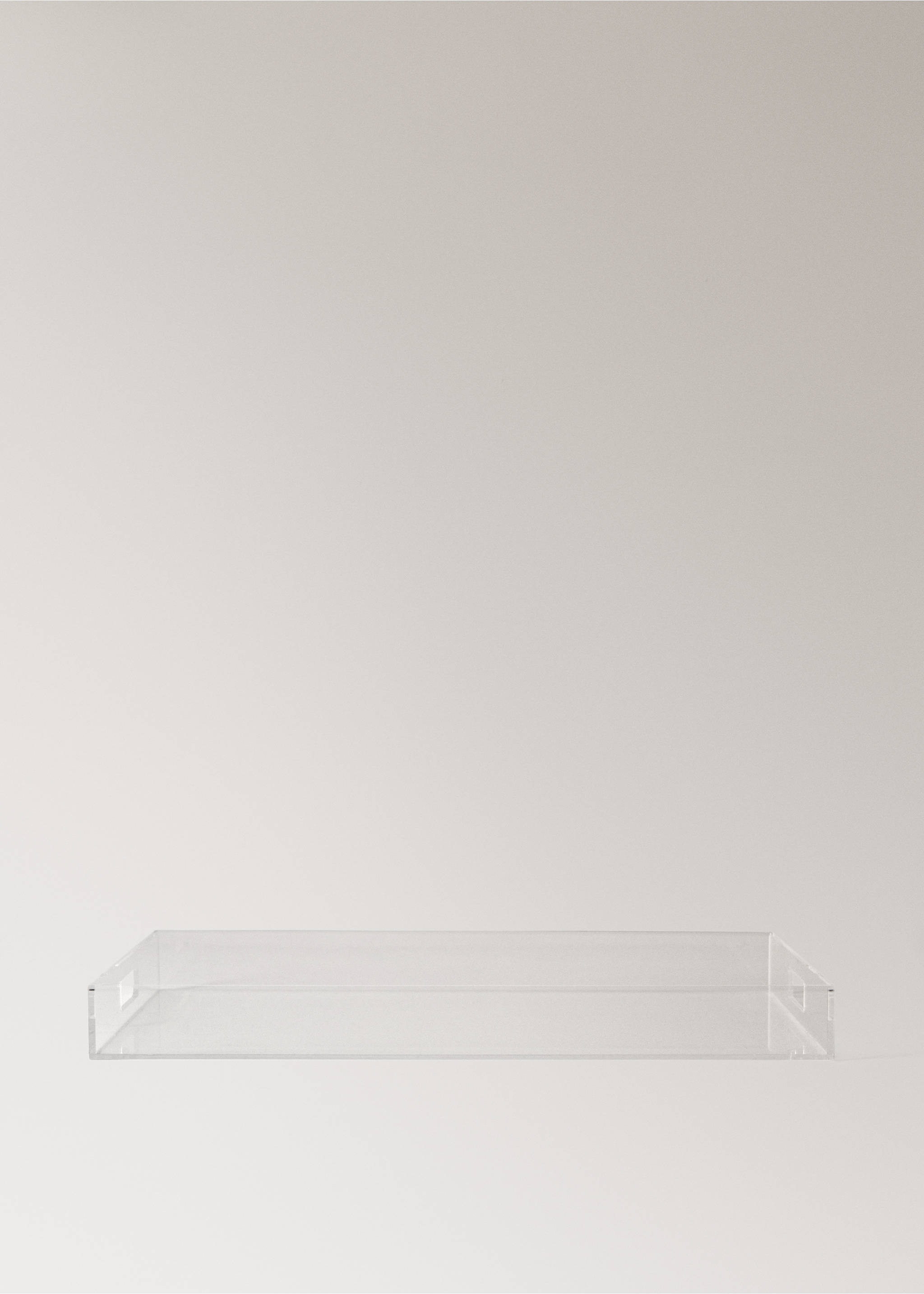 Nagy téglalap alakú akriltálca - Termék modell nélkül, Fekete. Ref: 17083313-00.