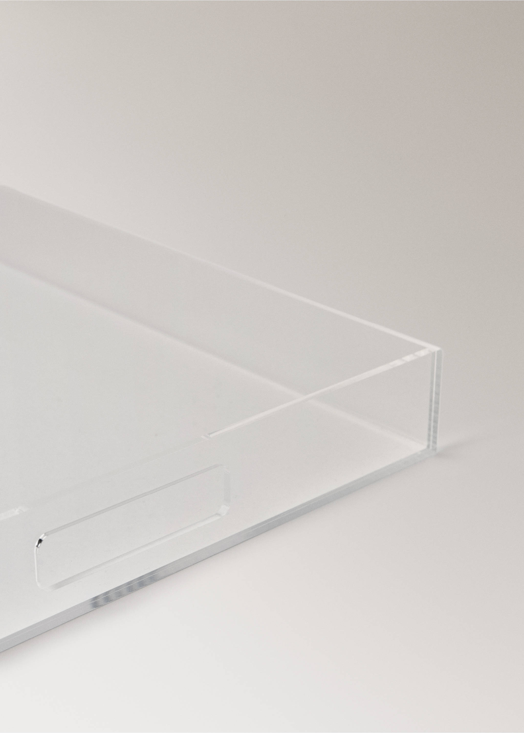 Nagy téglalap alakú akriltálca - A termék adatai 2, Fekete. Ref: 17083313-00.