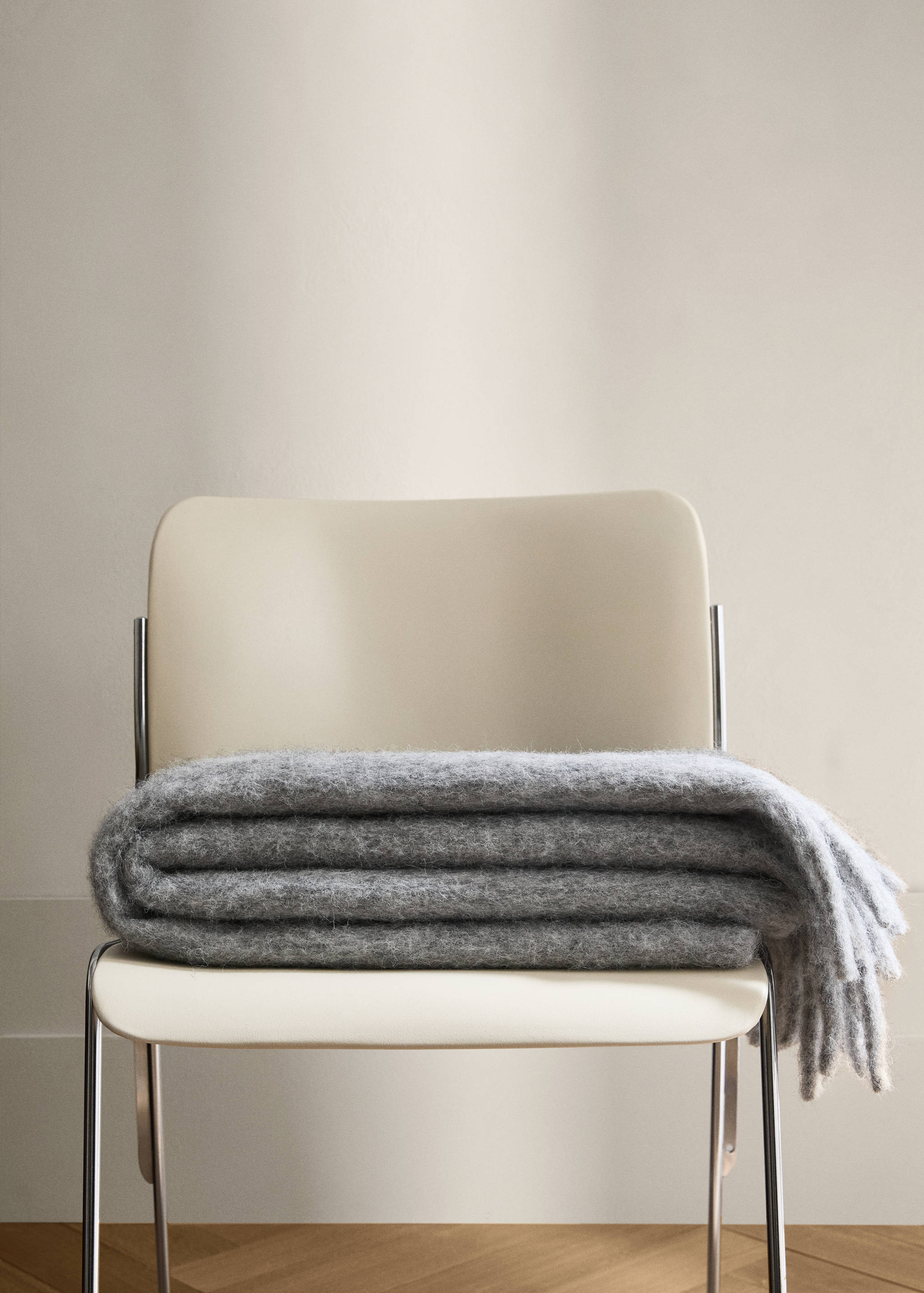 Carded wool blend melange throw - General plane