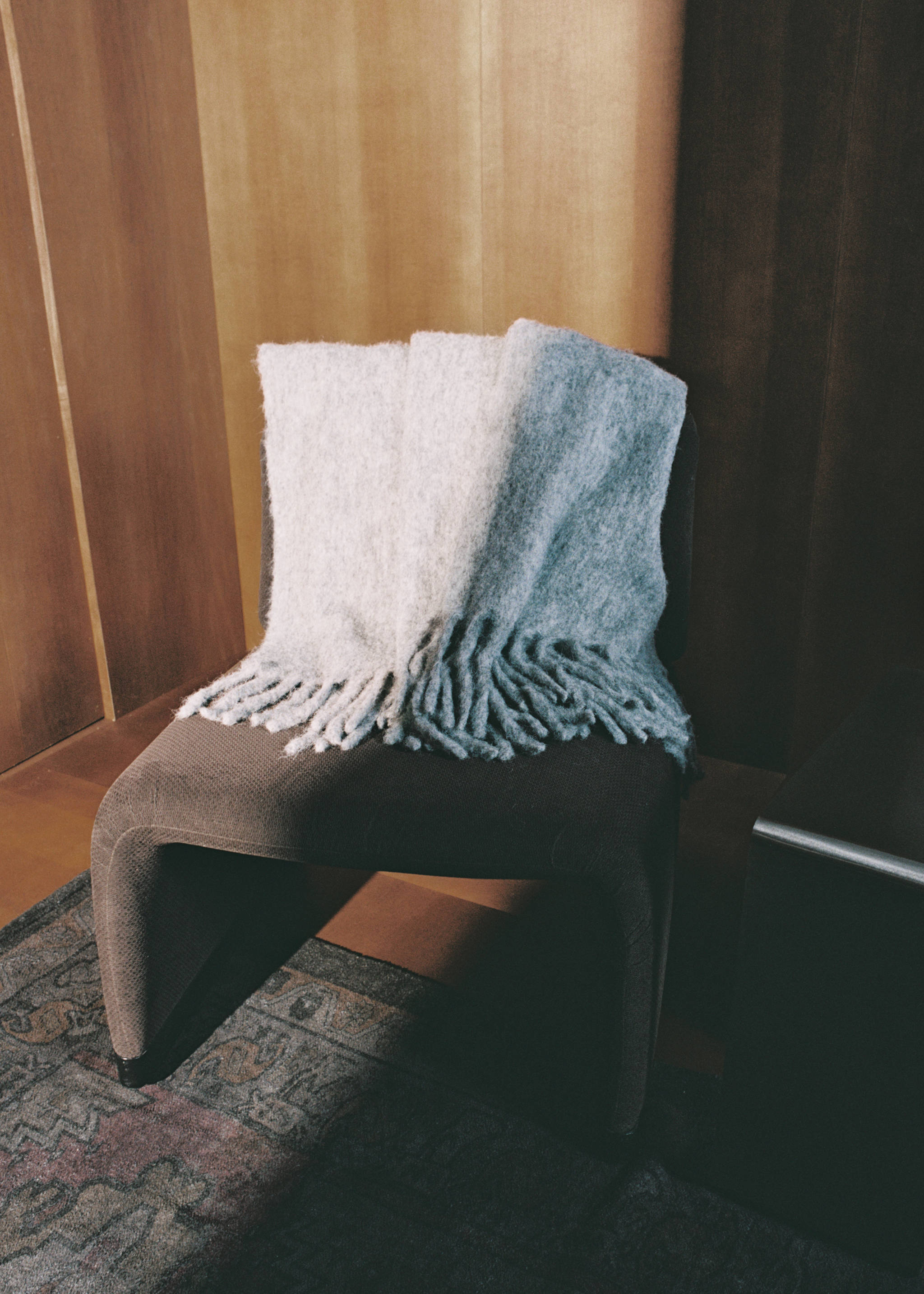 Carded wool blend melange throw - Details of the article 5