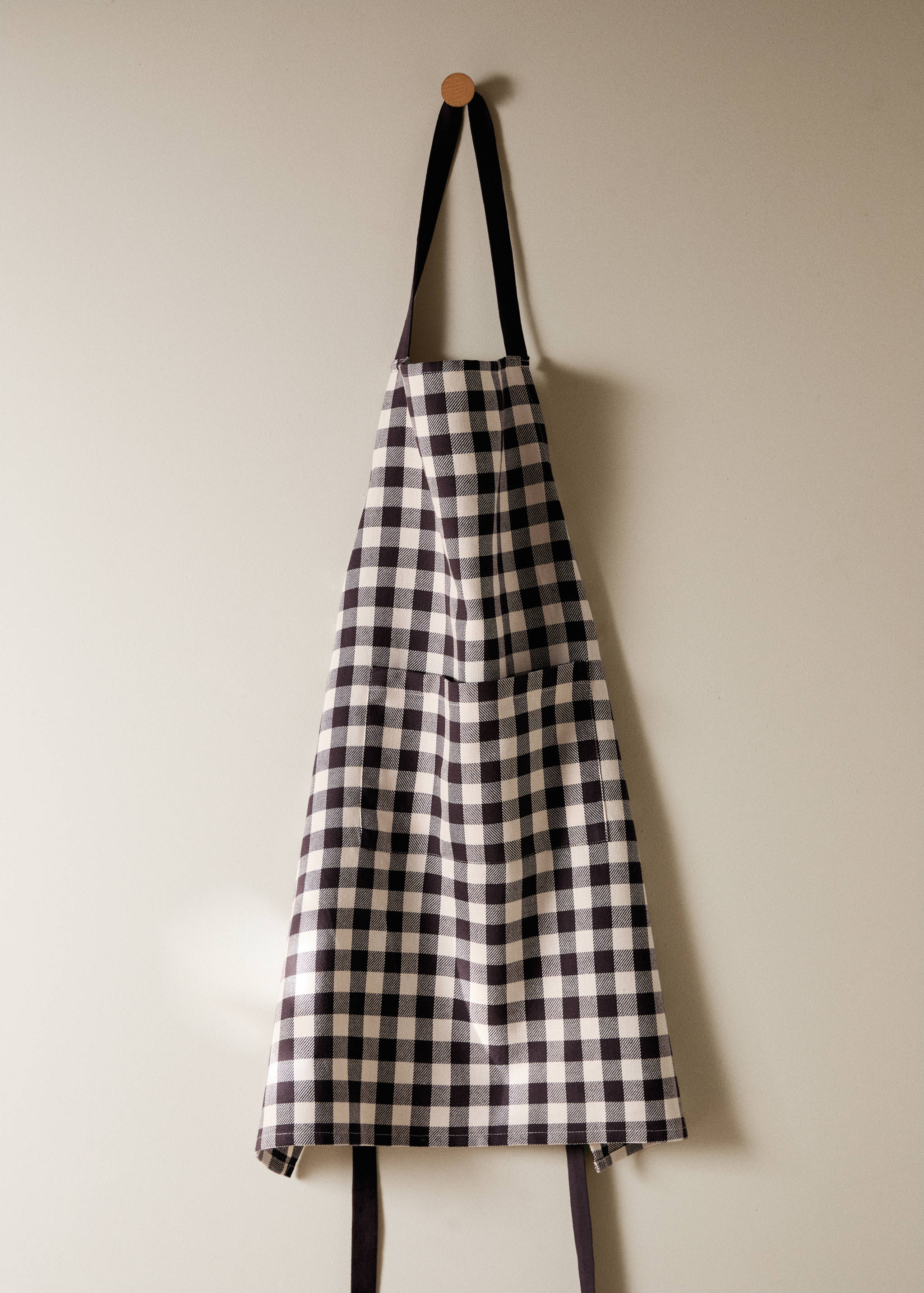 Gingham check cotton apron - General plane