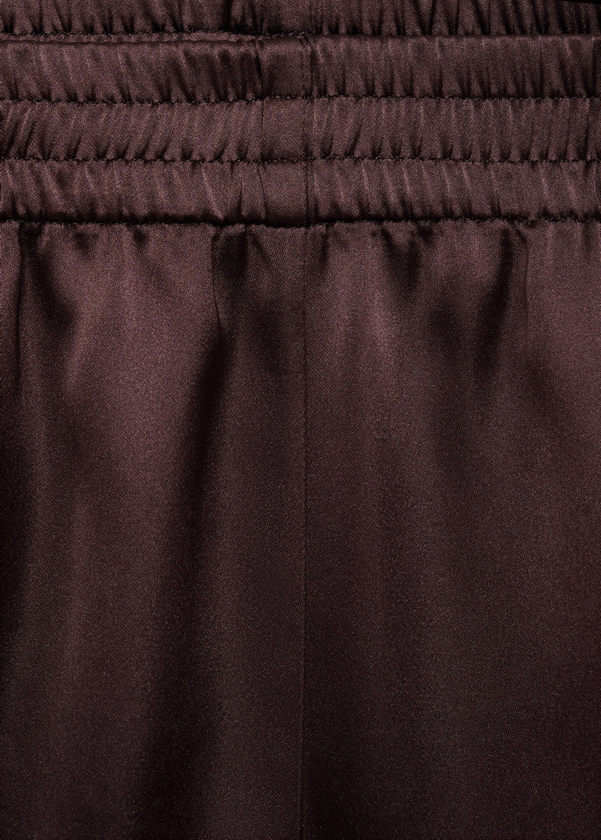 Shorts with contrasting trim - Details of the article 0