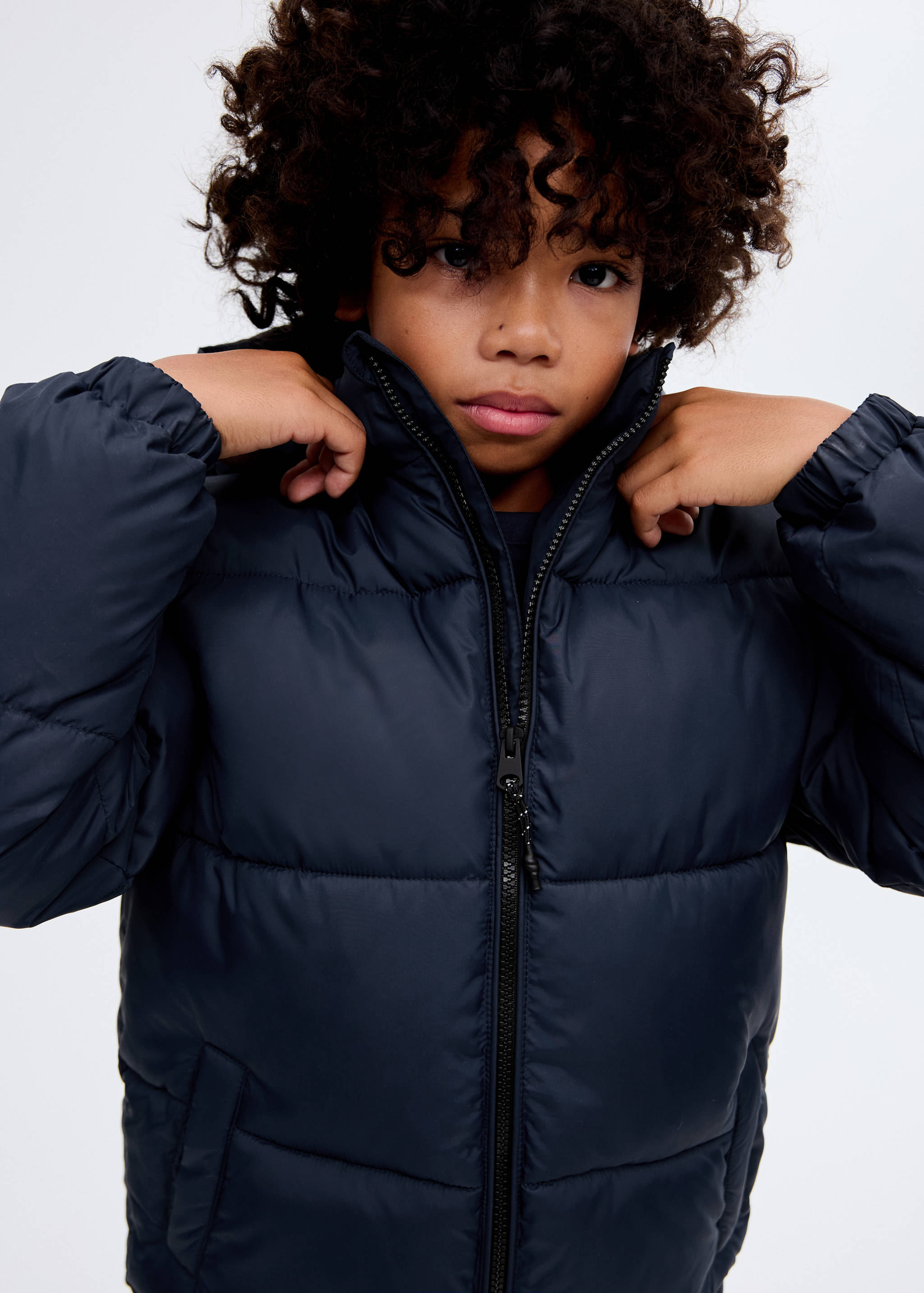 Langer Mantel mit gestepptem Futter - Detail des Artikels 1