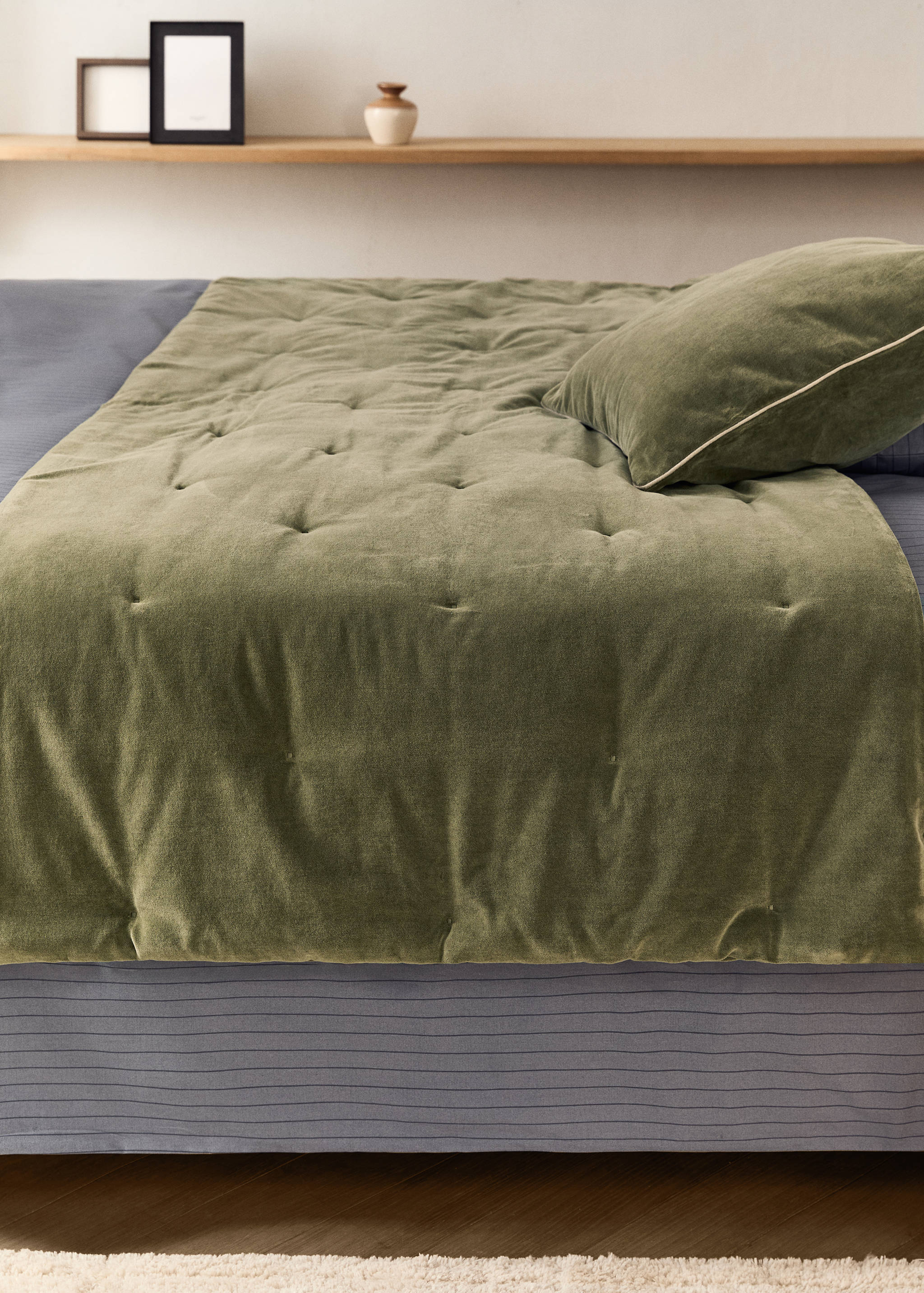 Cotton velvet bedspread for end of bed 85x200 cm - General plane