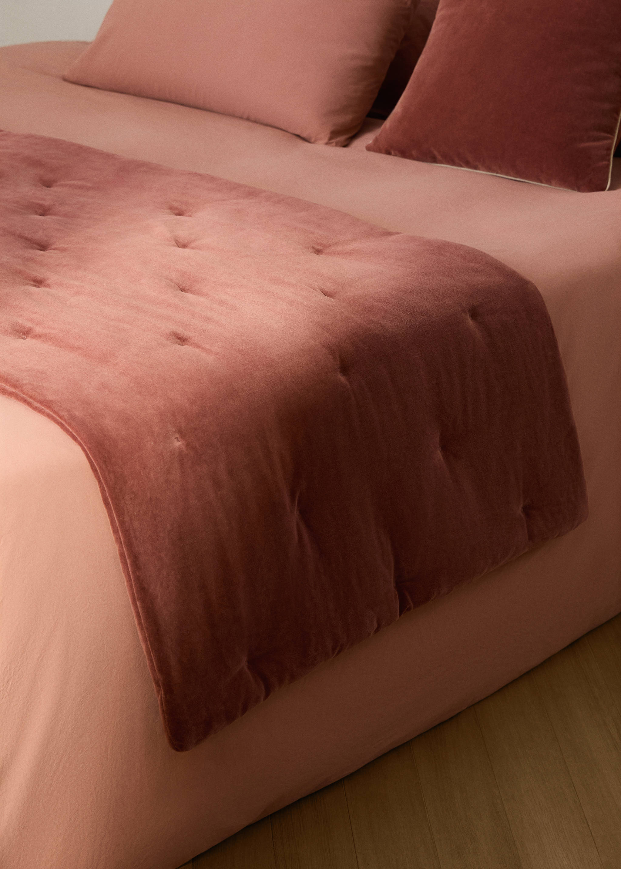 Cotton velvet bedspread for end of bed 85x200 cm - General plane