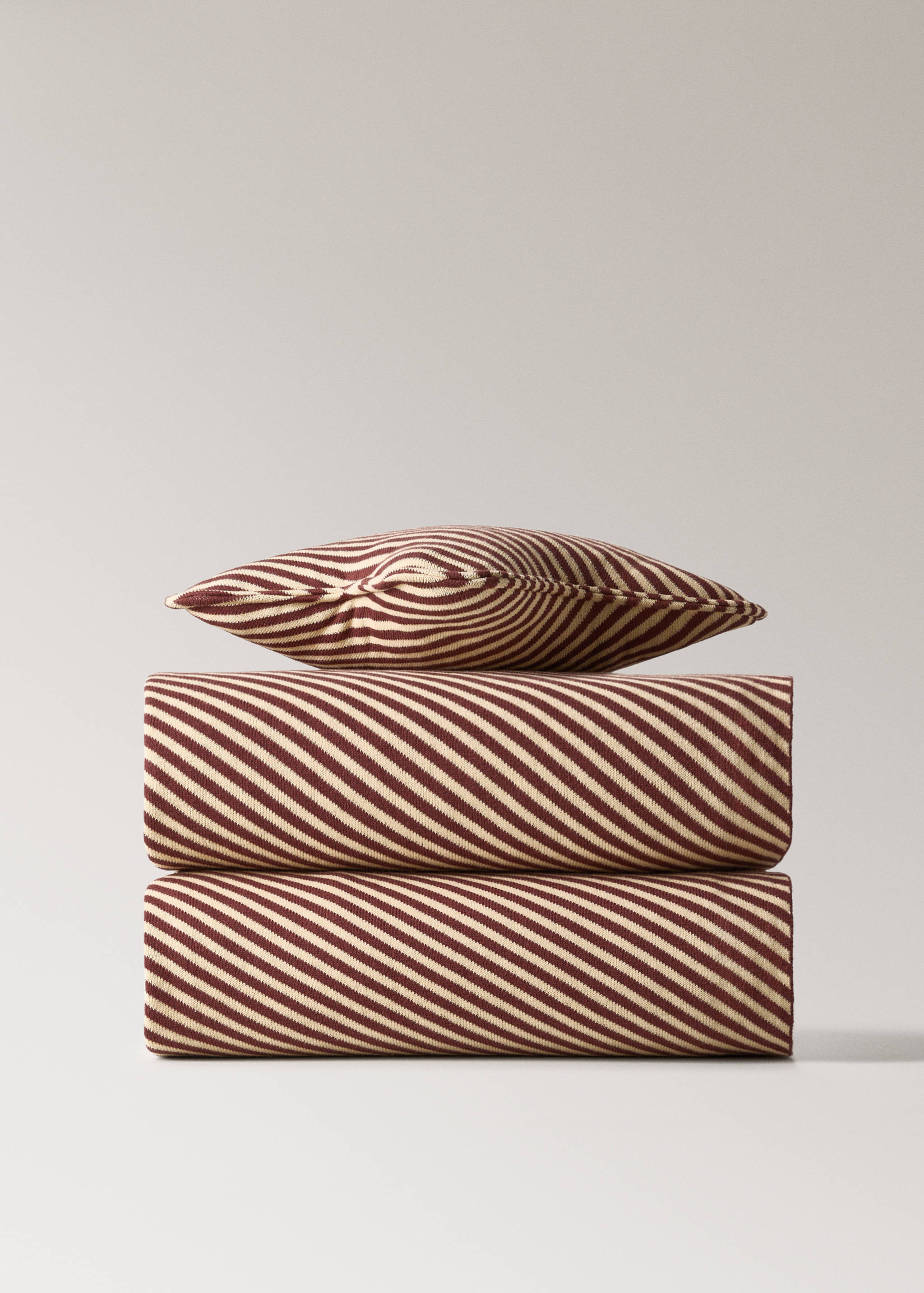 Children’s floral striped cushion cover 40x40 cm - Details of the article 3