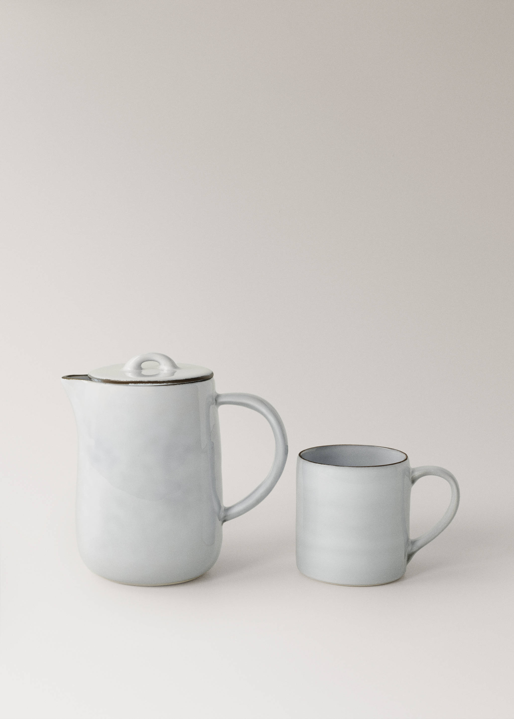 Contrasting stoneware teapot - Details of the article 3