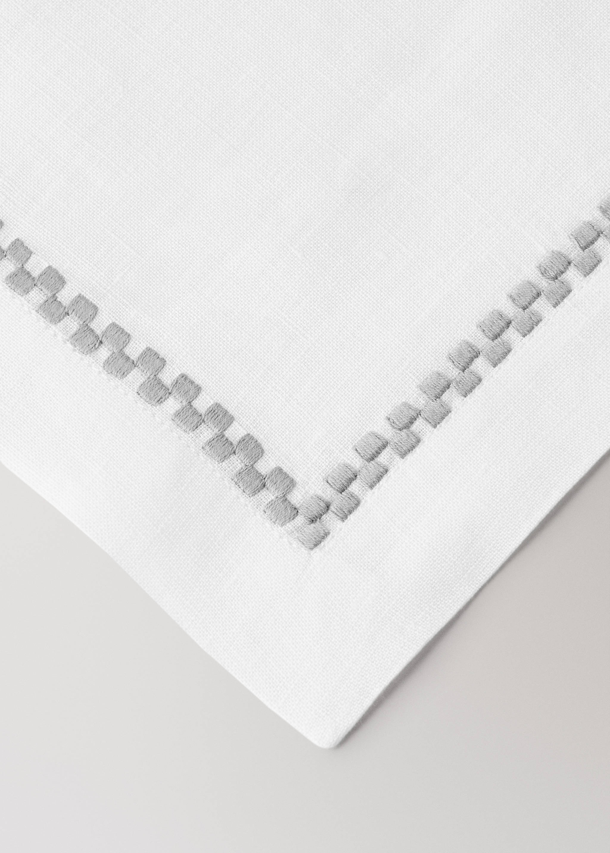 Tovaglietta 100% lino dettaglio ricamato - Dettaglio dell'articolo 1