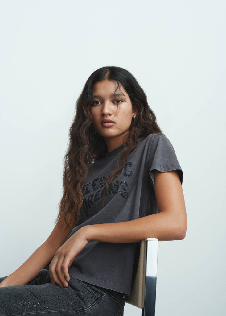 Rhinestone message t-shirt — Charcoal