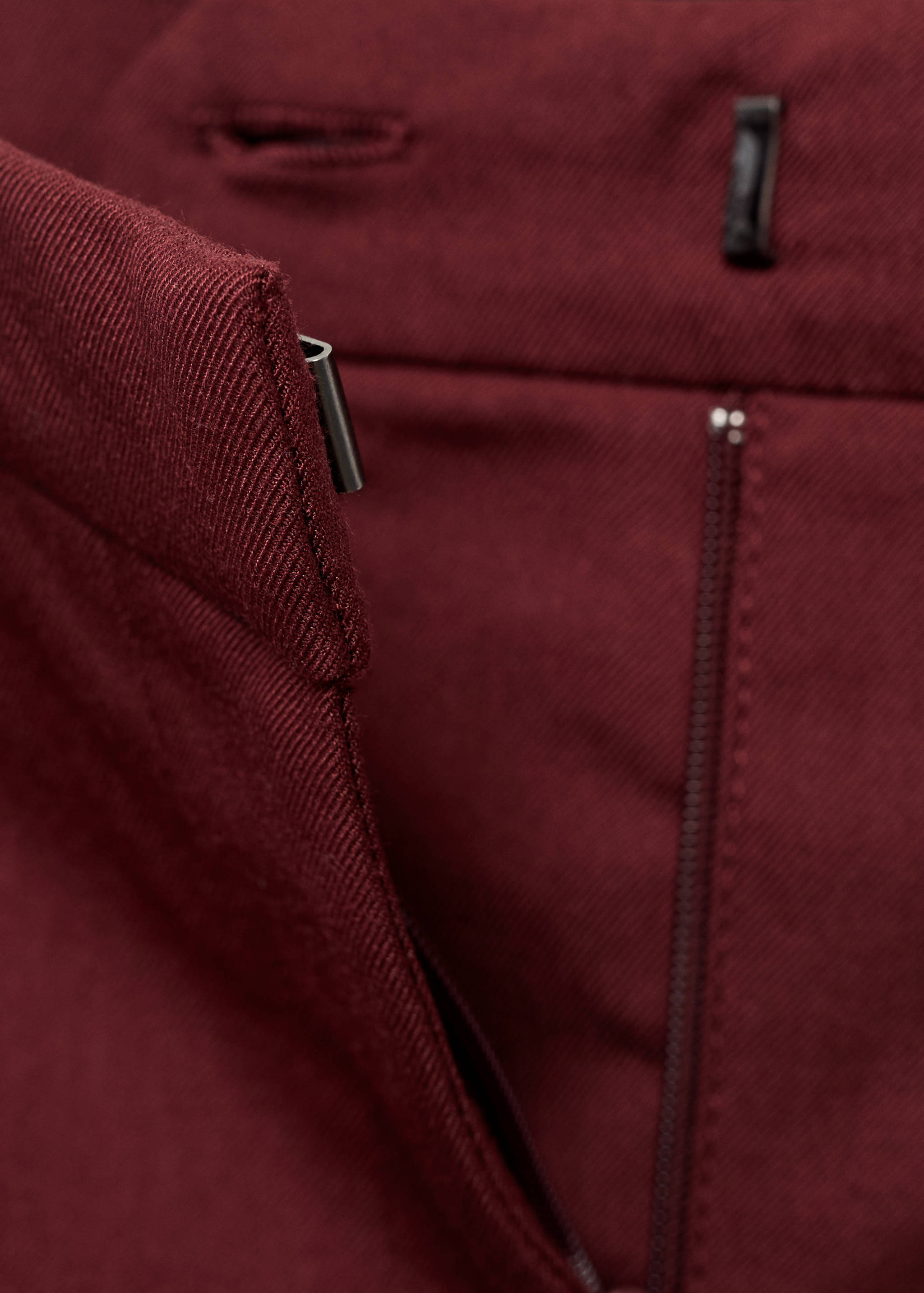 Langt blyantskjørt med splitt - Artikkeldetalj 0