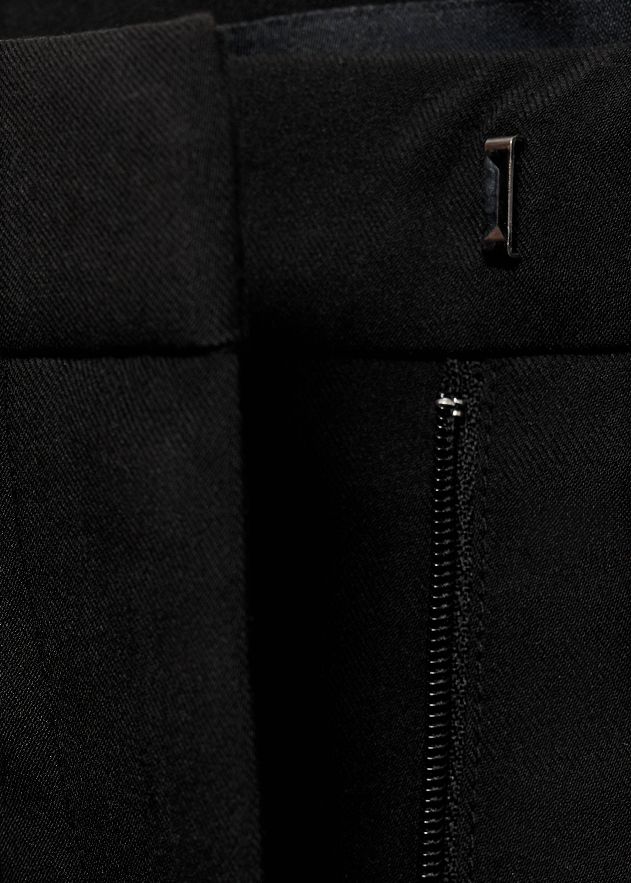 Langt blyantskjørt med splitt - Artikkeldetalj 0