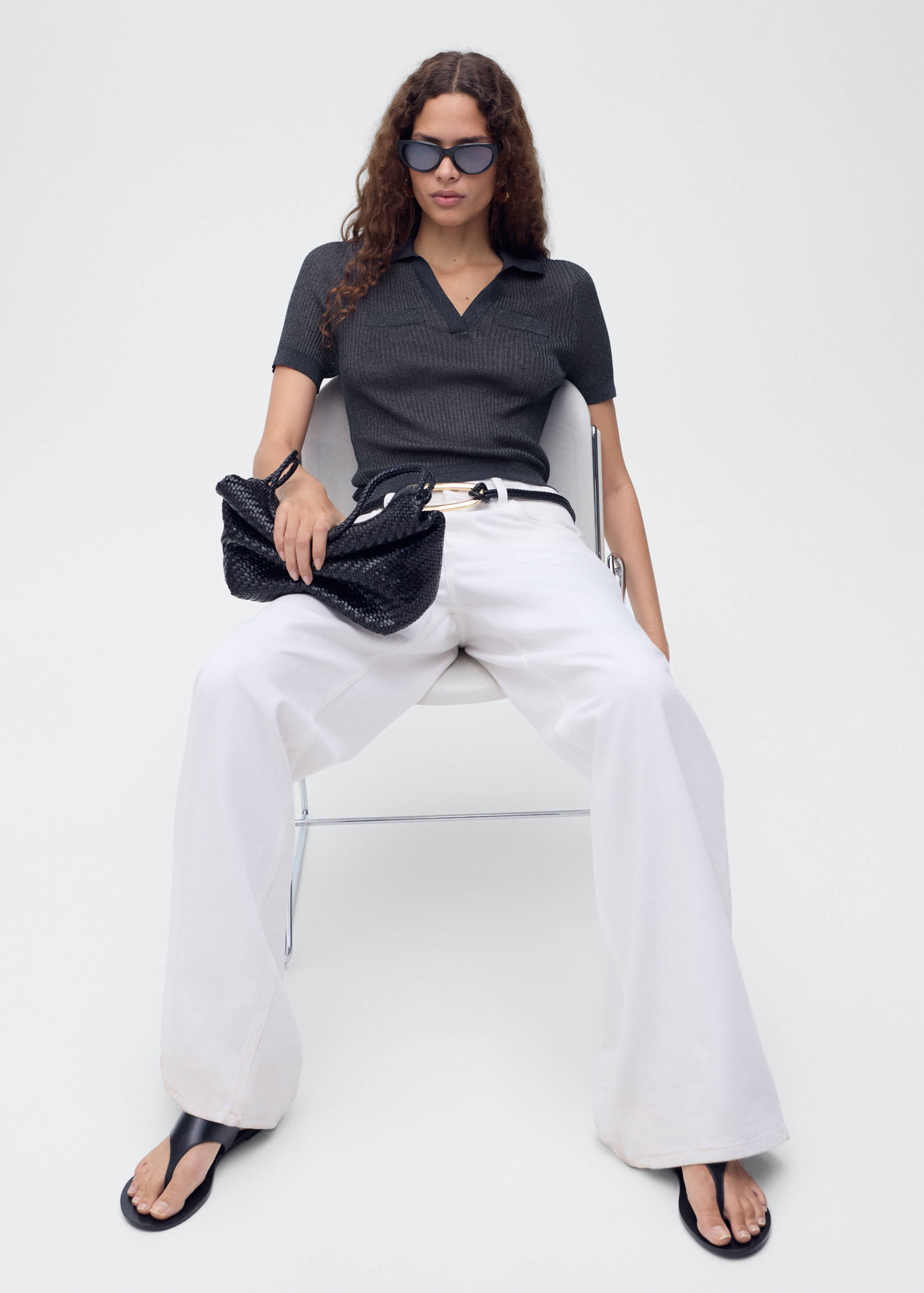 Lurex knitted V-neck sweater - Details of the article 2