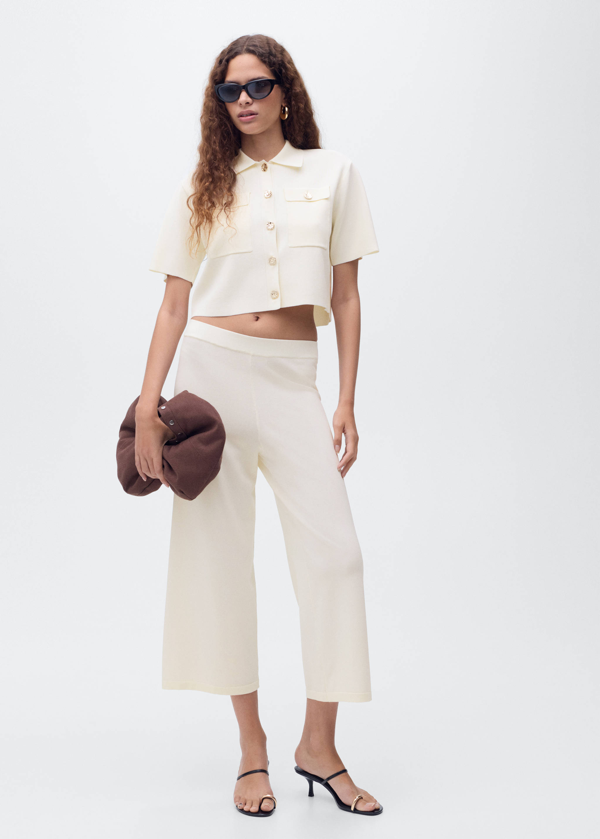 Short-sleeved knitted jacket - General plane