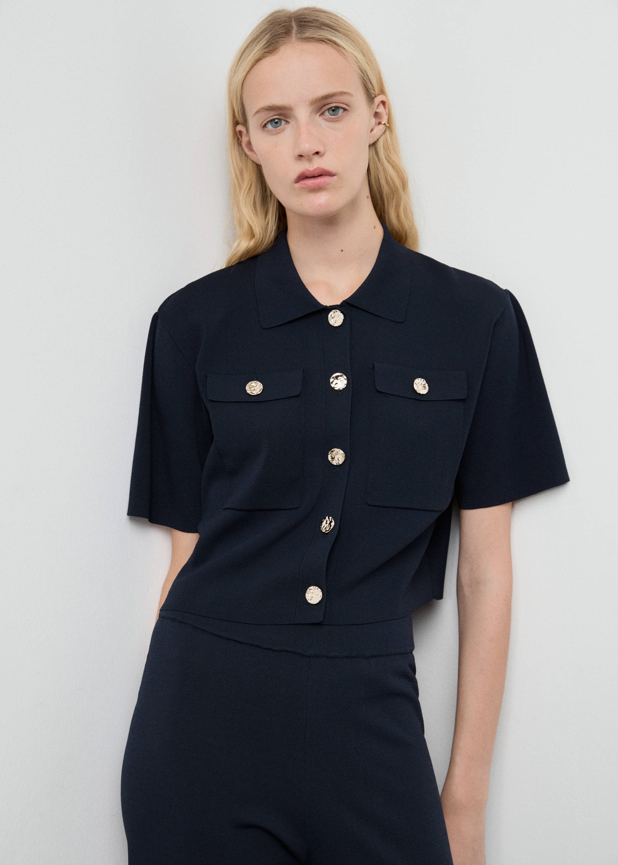 Short-sleeved knitted jacket - Medium plane