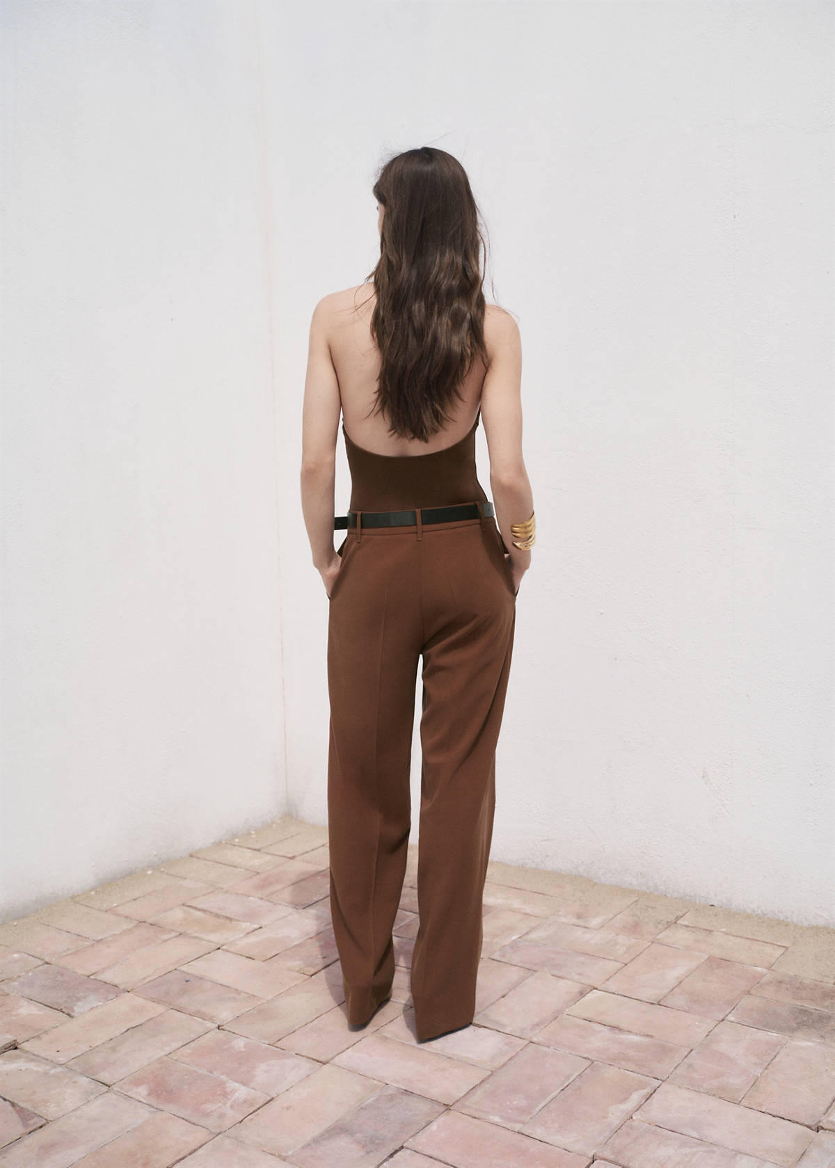 Straight mid-rise trousers — Brown