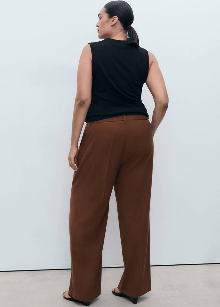 Straight mid-rise trousers — Brown