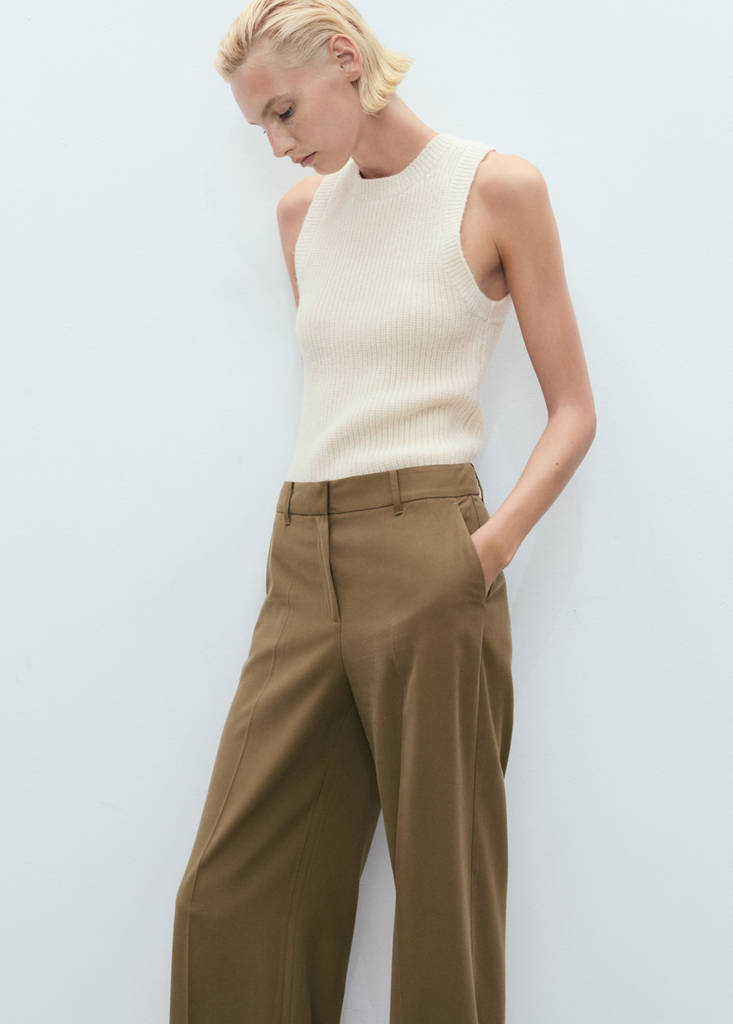 Straight mid-rise trousers — Khaki