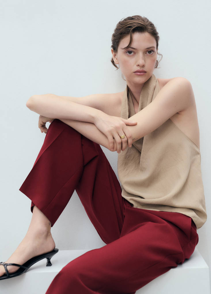 Straight mid-rise trousers — Maroon