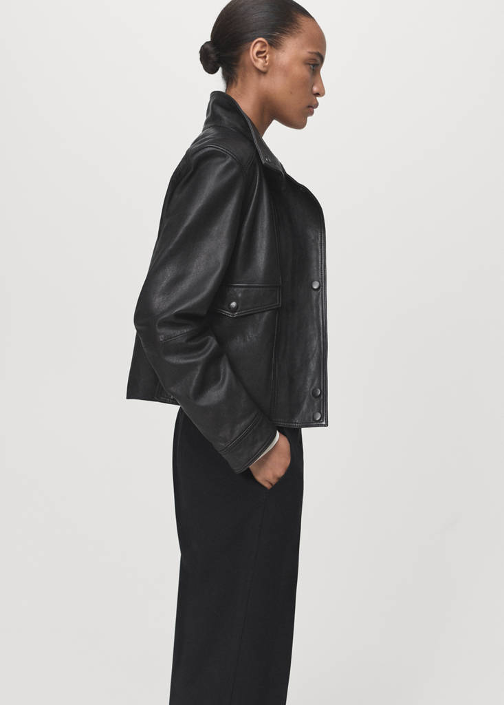 Straight mid-rise trousers — Black