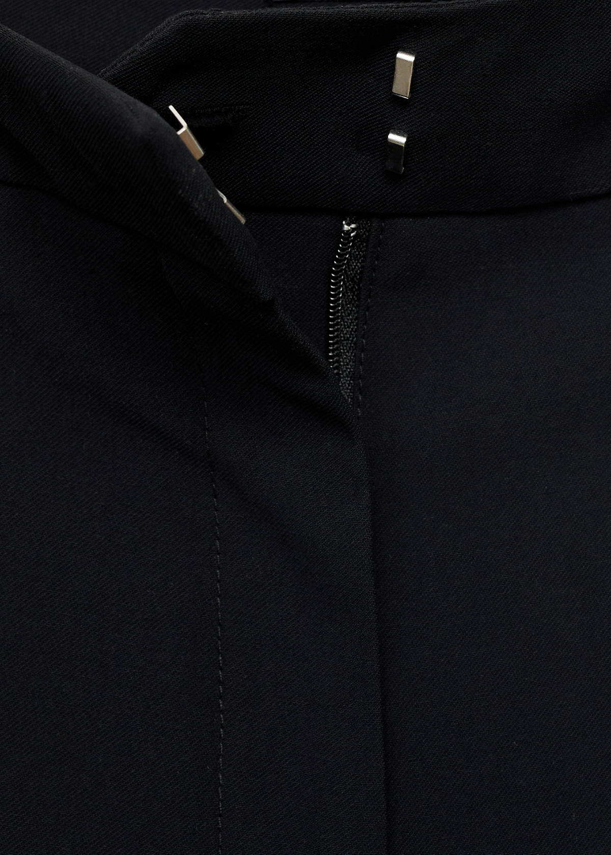Straight mid-rise trousers — Black