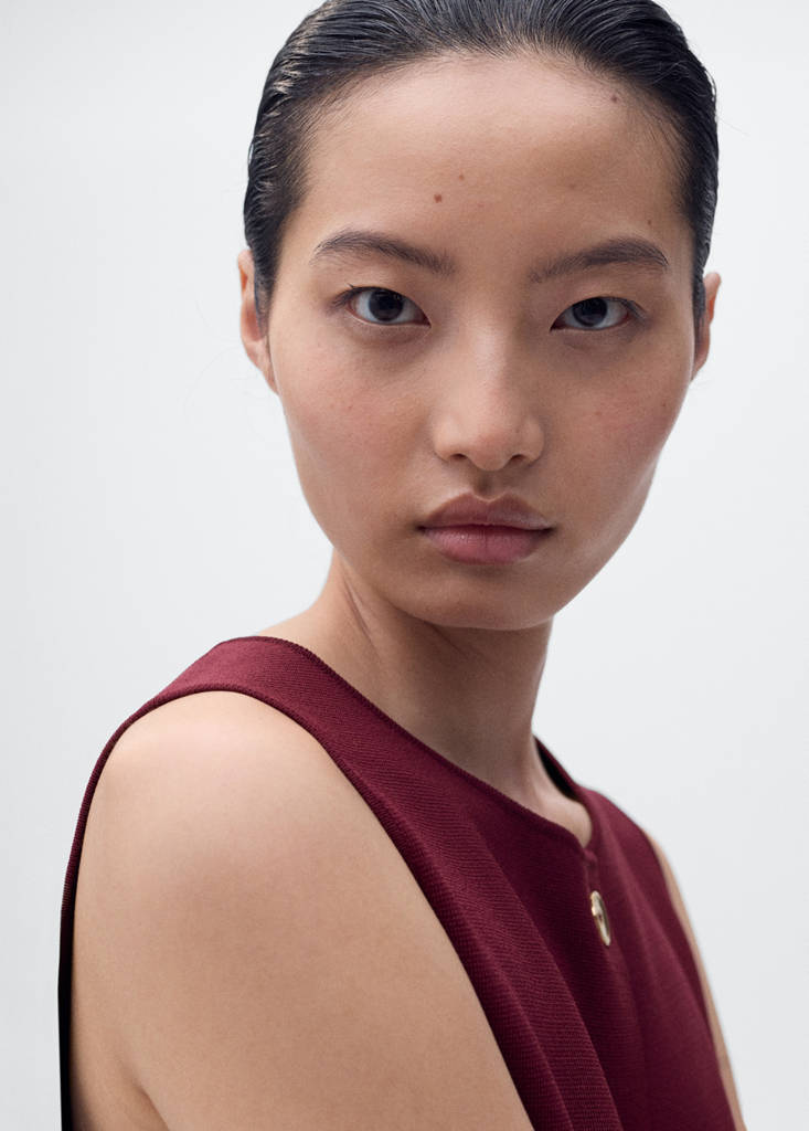 Fine-knit gilet — Maroon