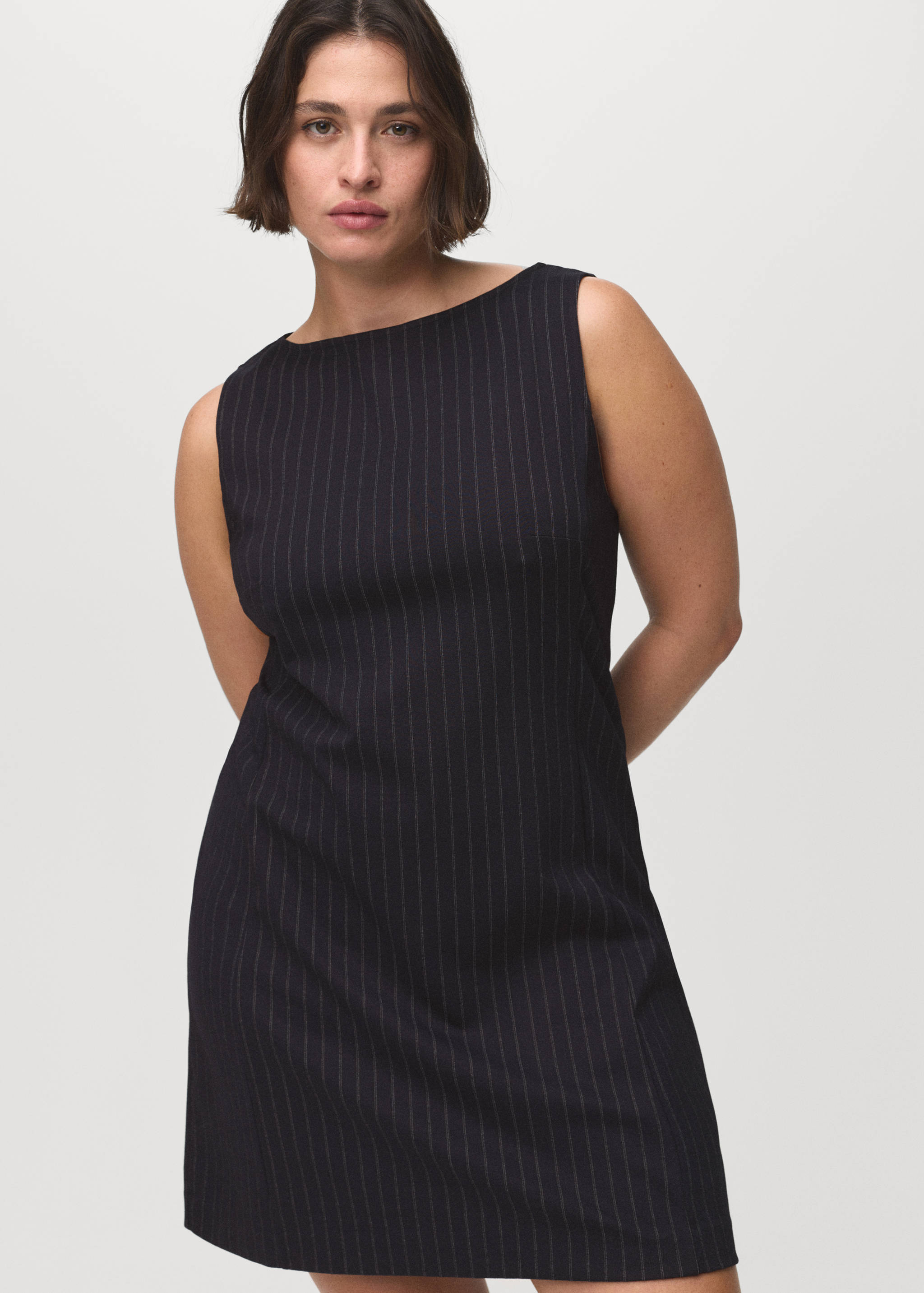 Boat-neck pinstripe dress - Details of the article 5