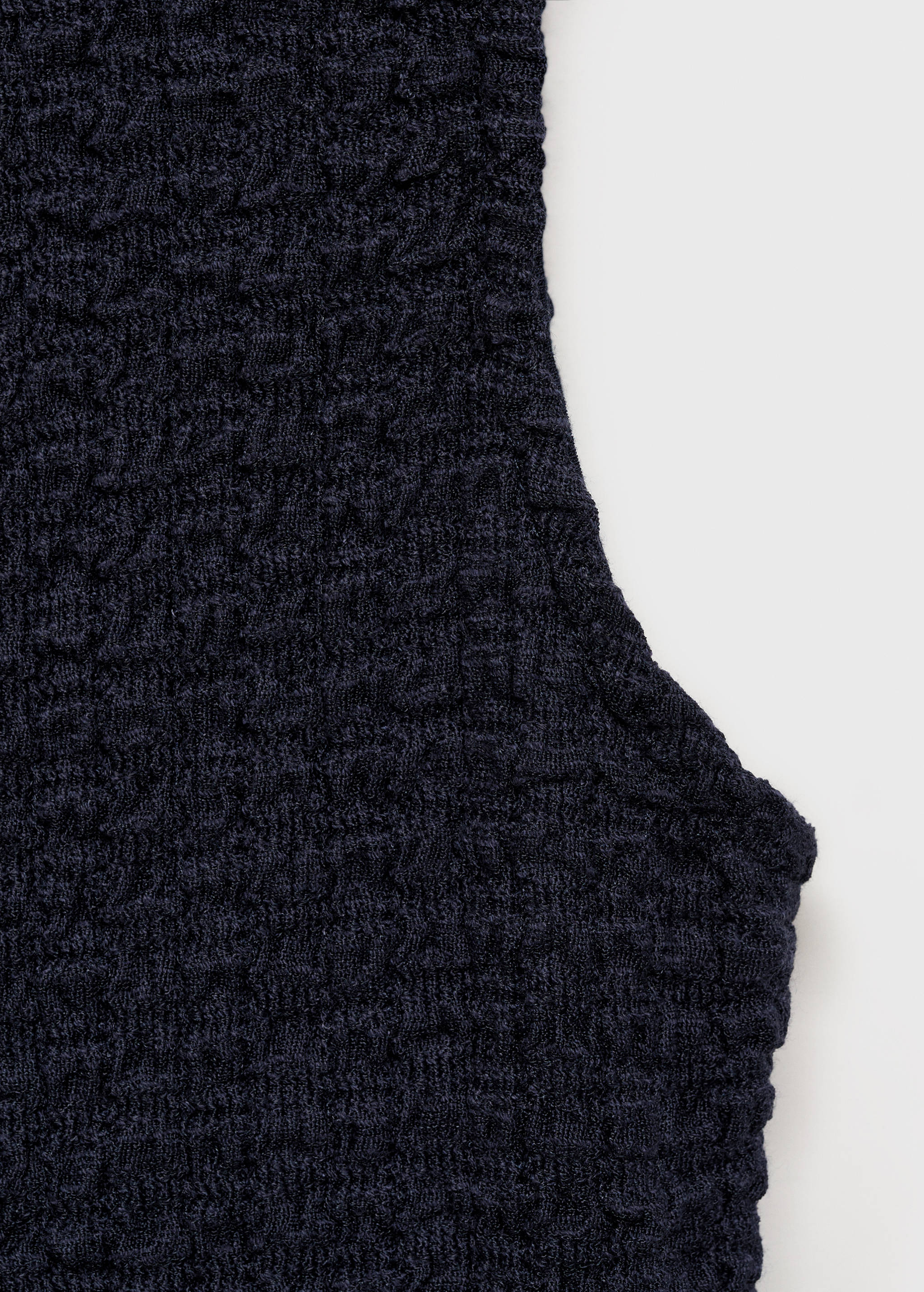 Fitted textured dress - Details of the article 8