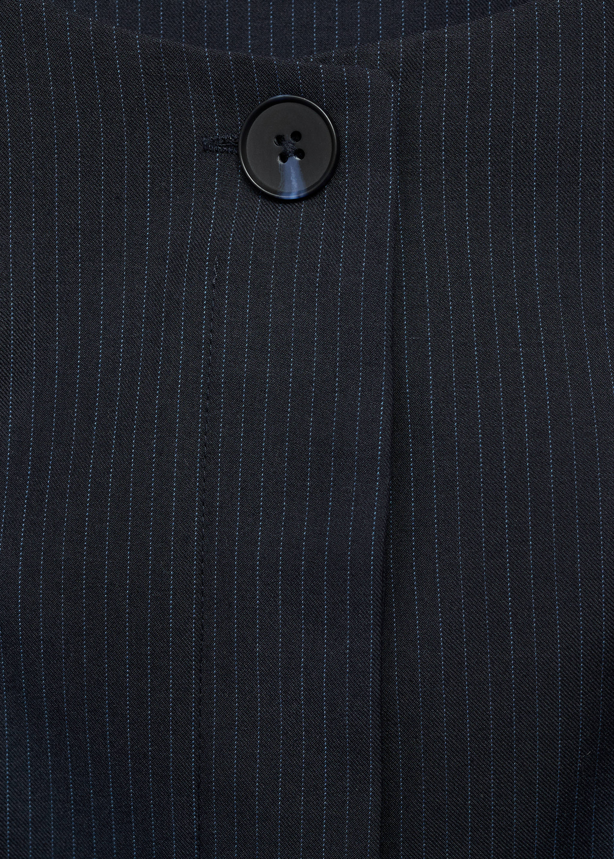 Φόρεμα με λεπτή ρίγα και κρυφά κουμπιά - Λεπτομέρεια του προϊόντος 8