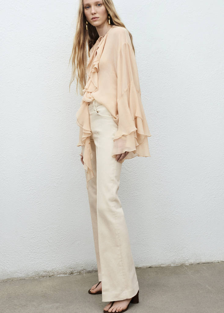 Mid-rise flared jeans — Ecru